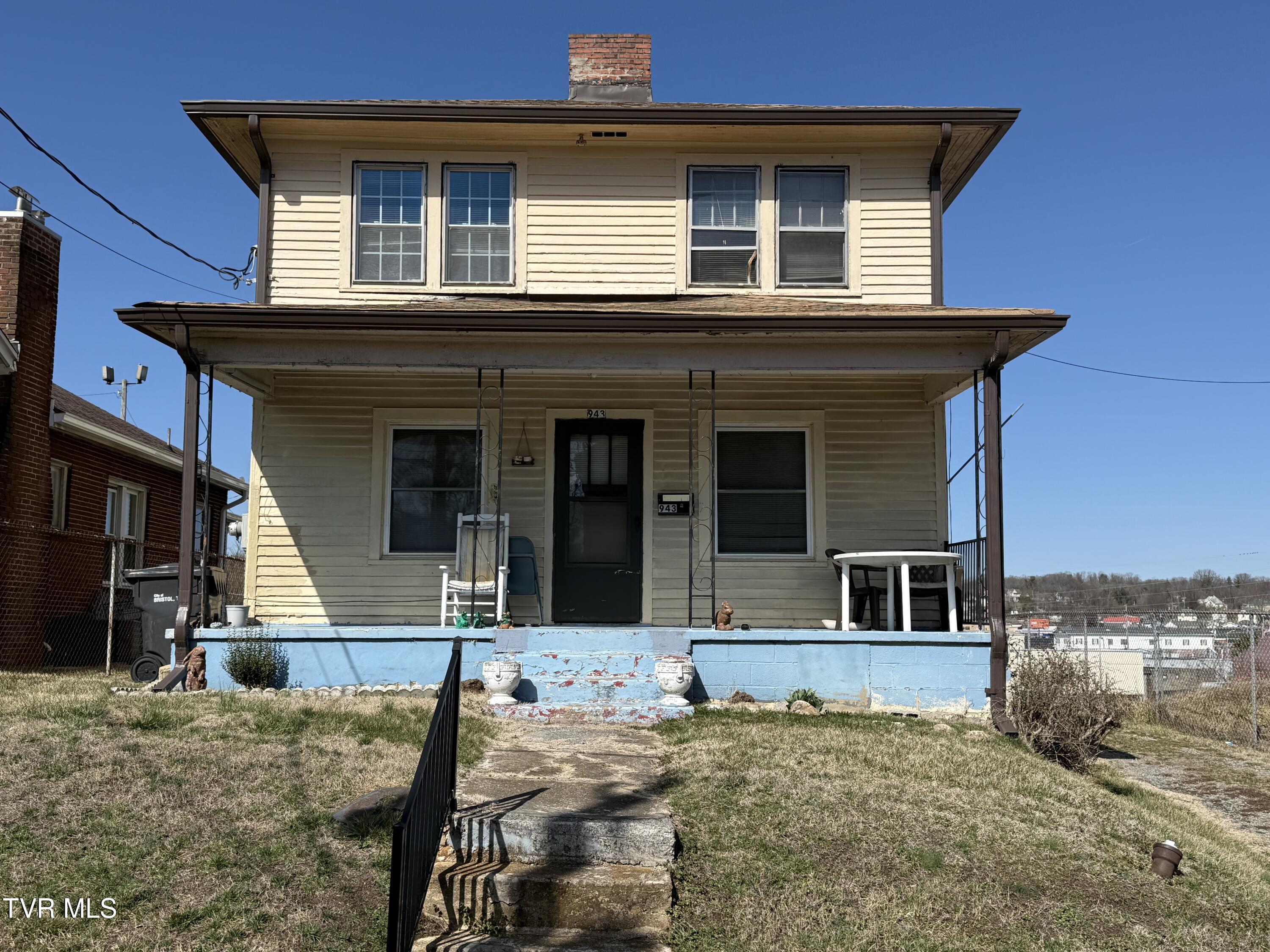 943 Shelby Street Property Photo 1