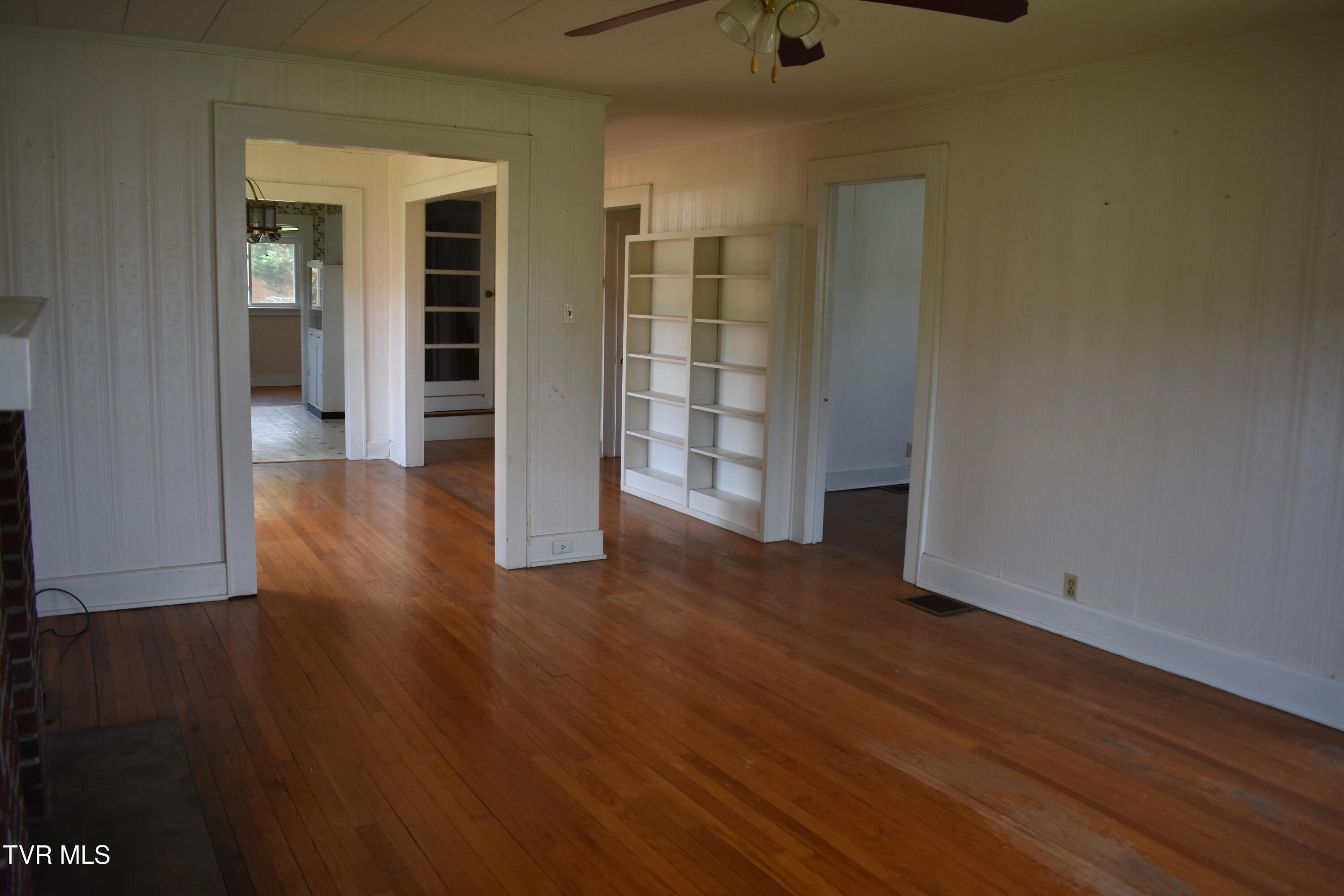 307 Gibson St. Property Photo 17