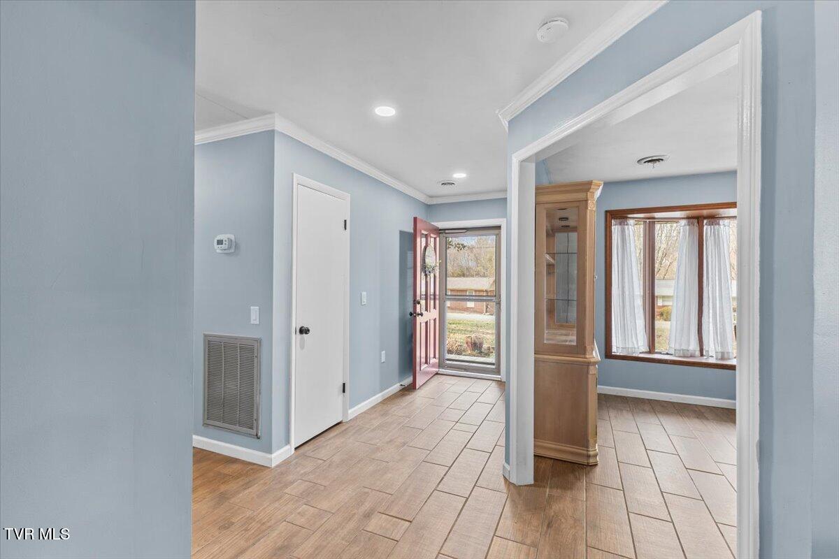 315 West Lane St Street Property Photo 16