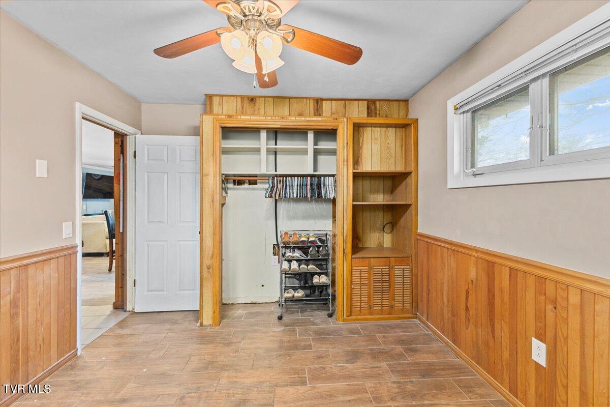 315 West Lane St Street Property Photo 36