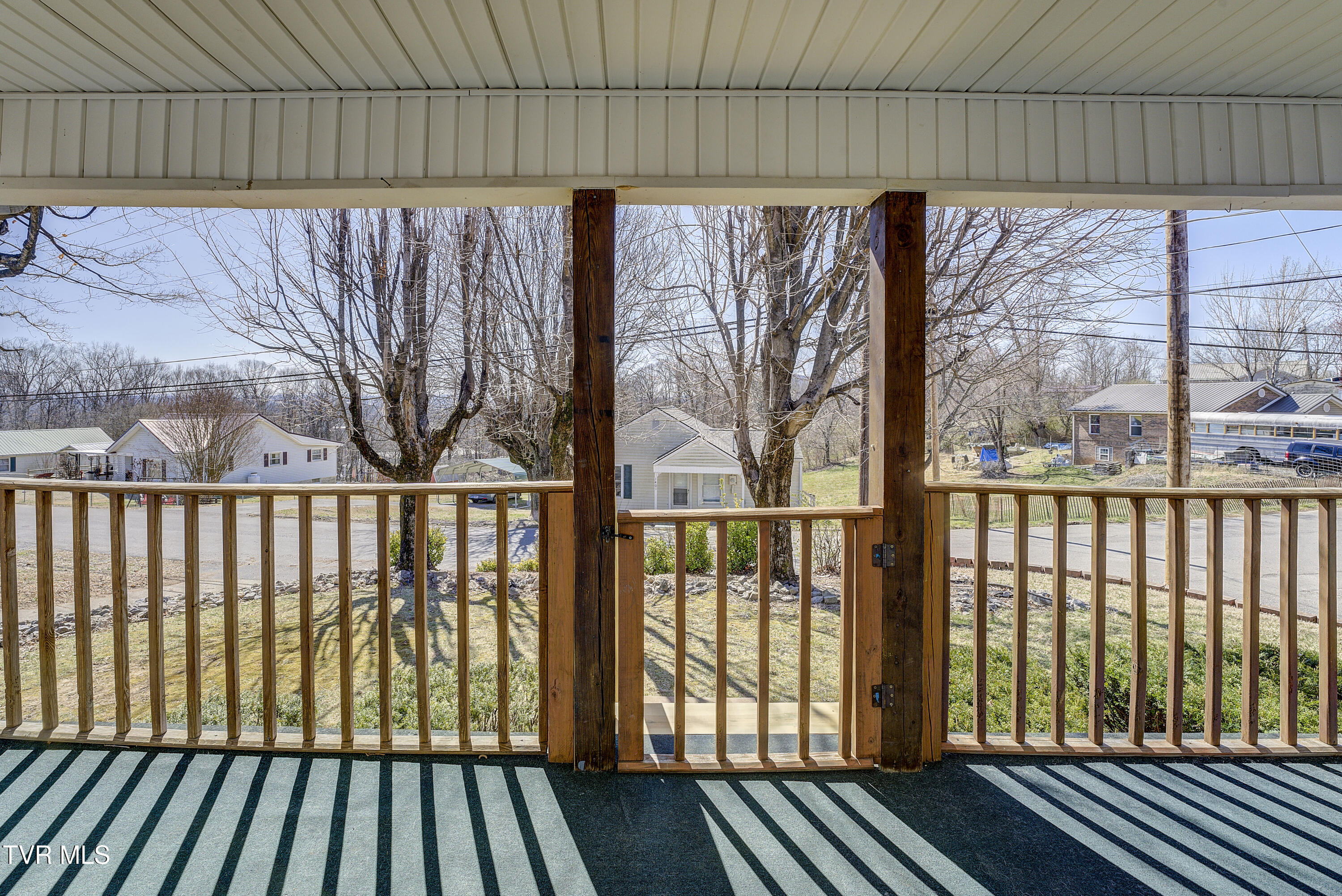 1400 Leeland Drive Property Photo 11
