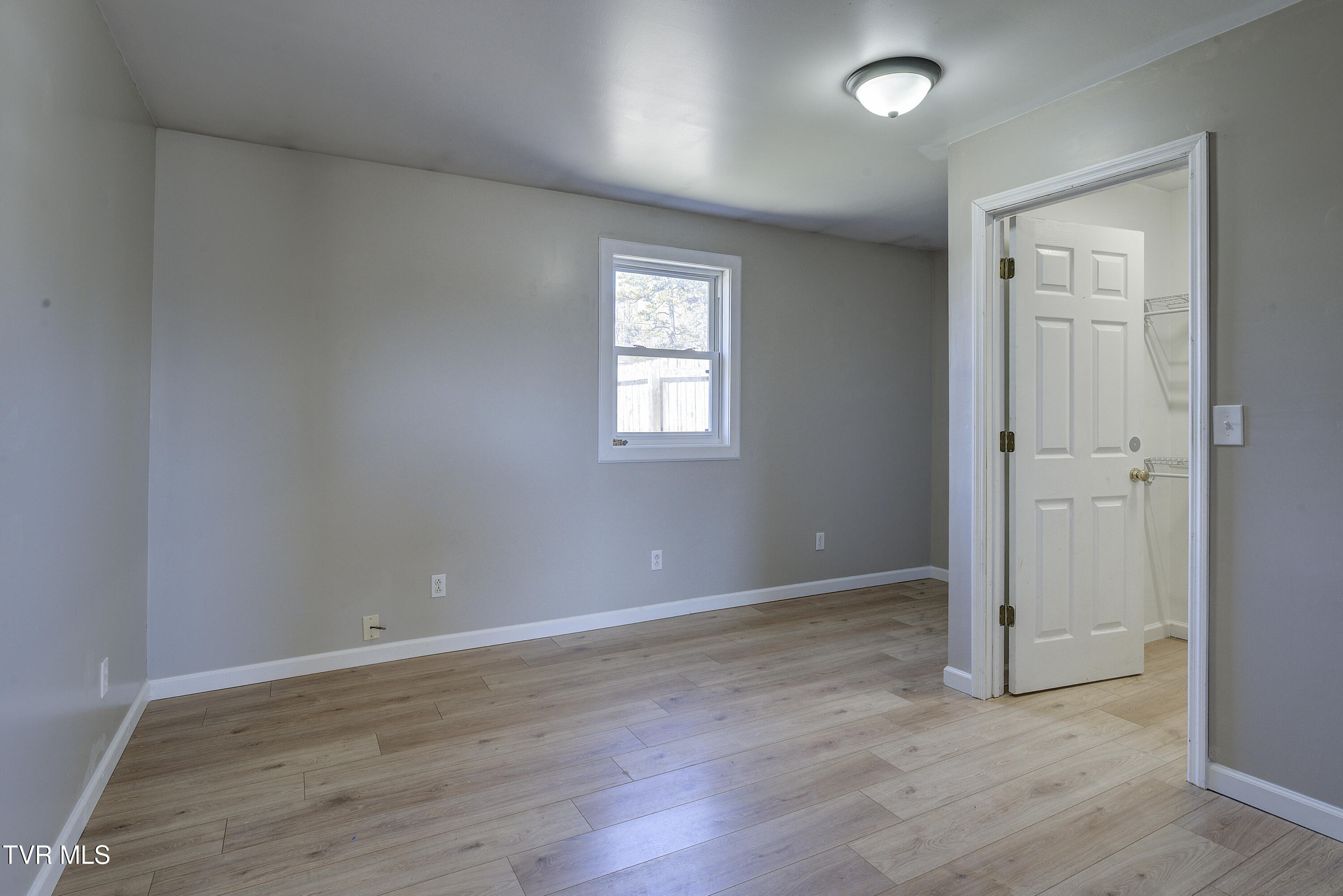 1400 Leeland Drive Property Photo 37