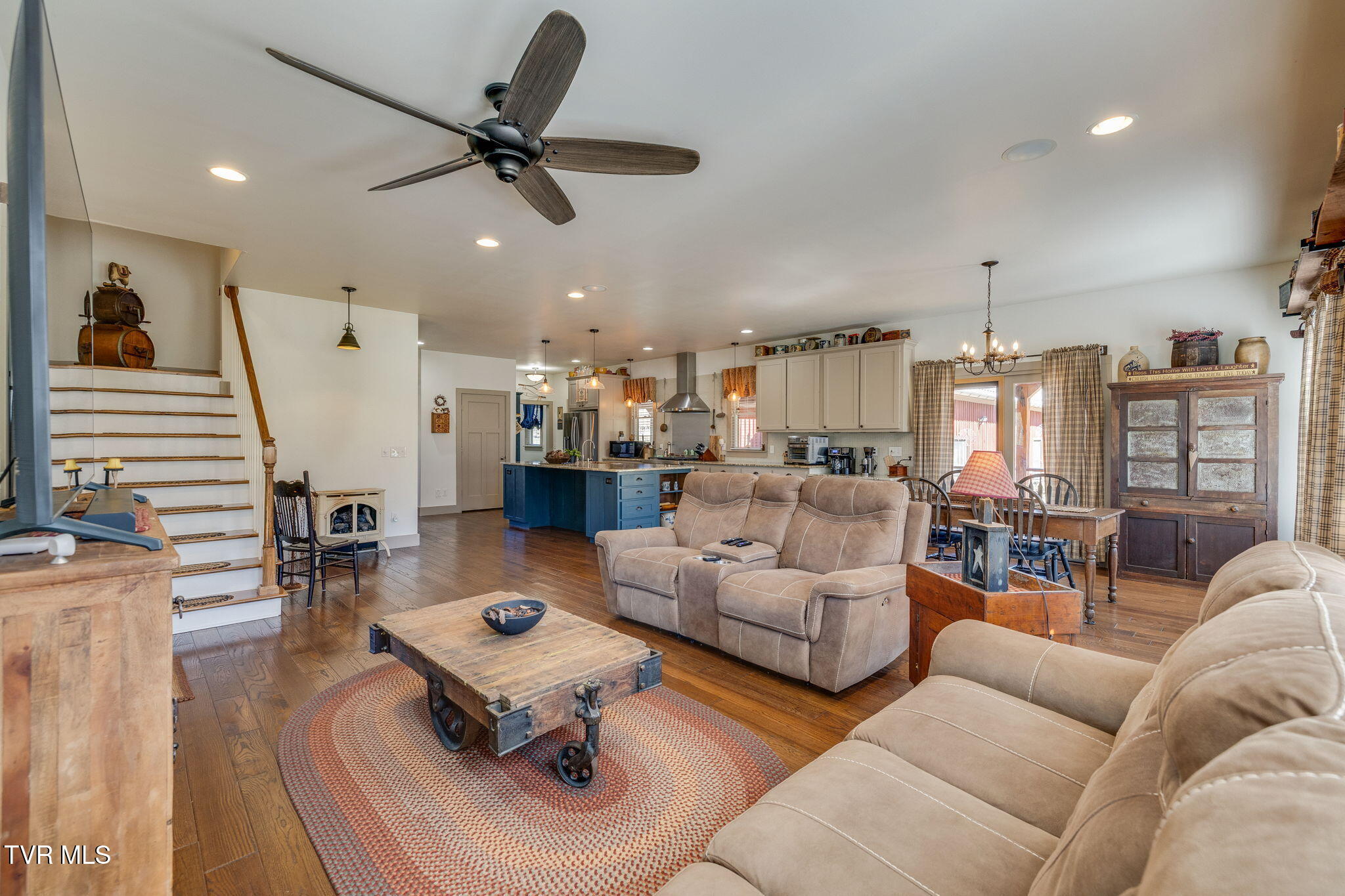 123 Simpson Road Property Photo 10