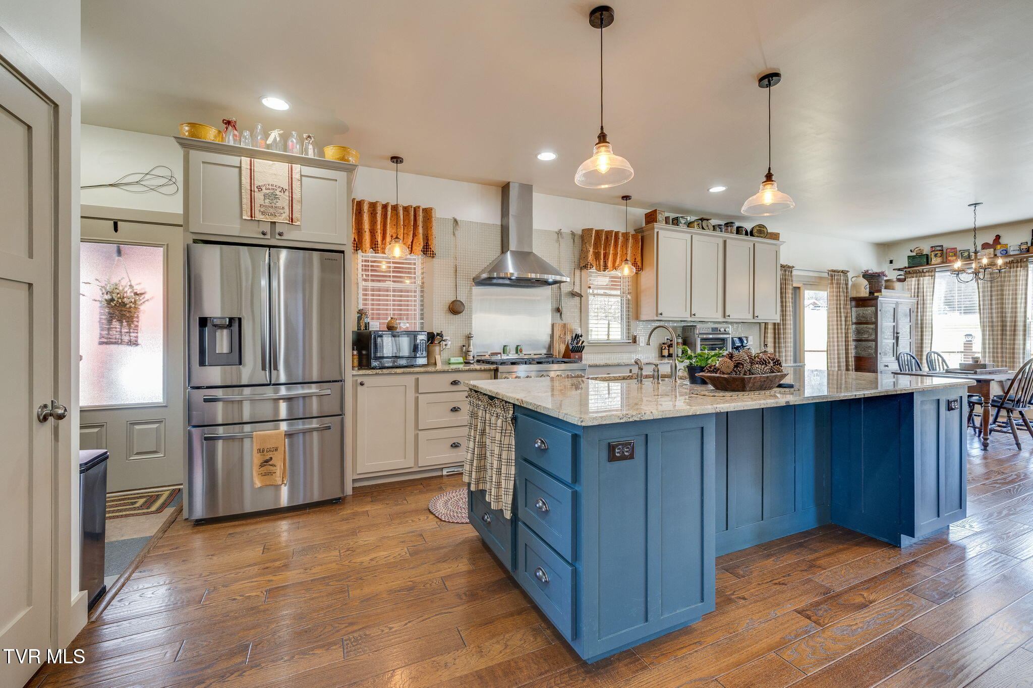 123 Simpson Road Property Photo 14
