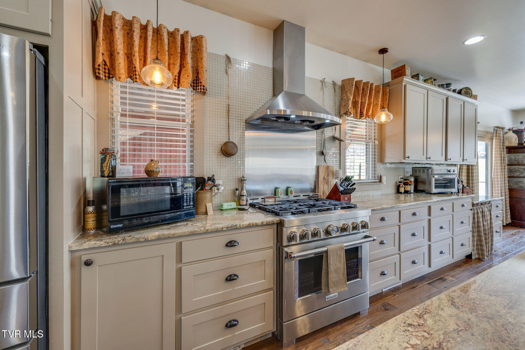 123 Simpson Road Property Photo 17