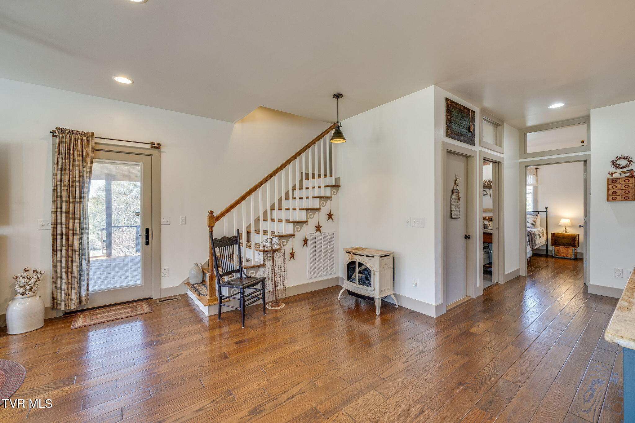 123 Simpson Road Property Photo 23