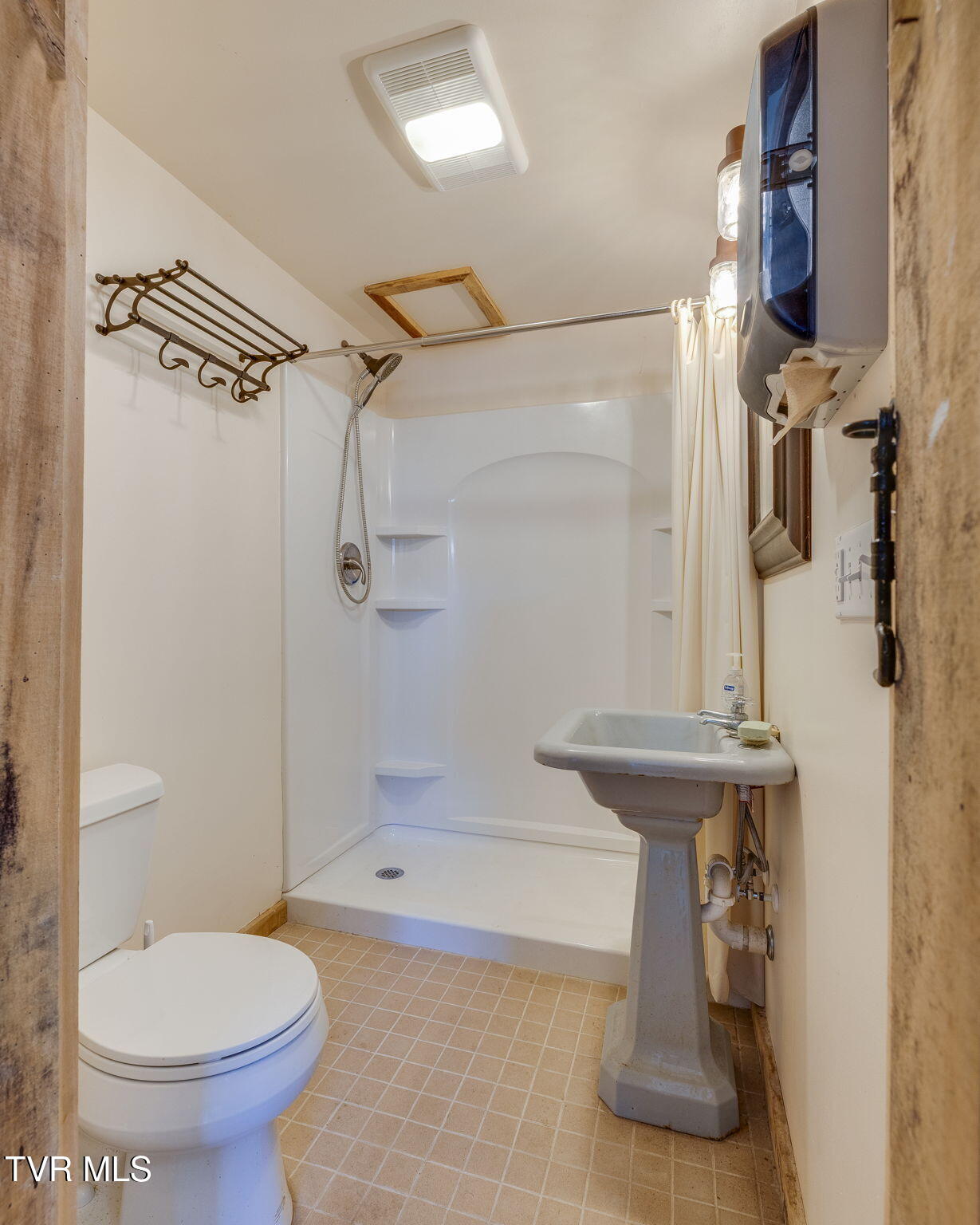 123 Simpson Road Property Photo 39