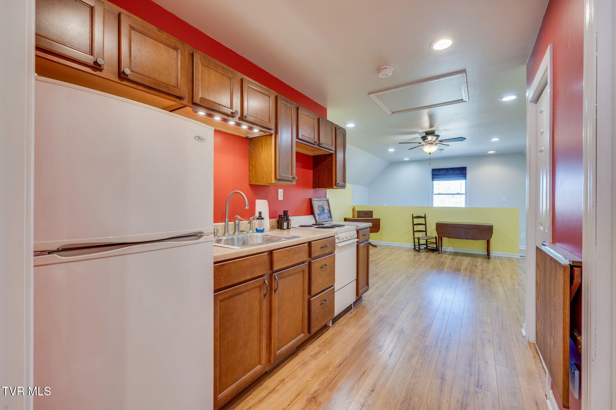 123 Simpson Road Property Photo 44