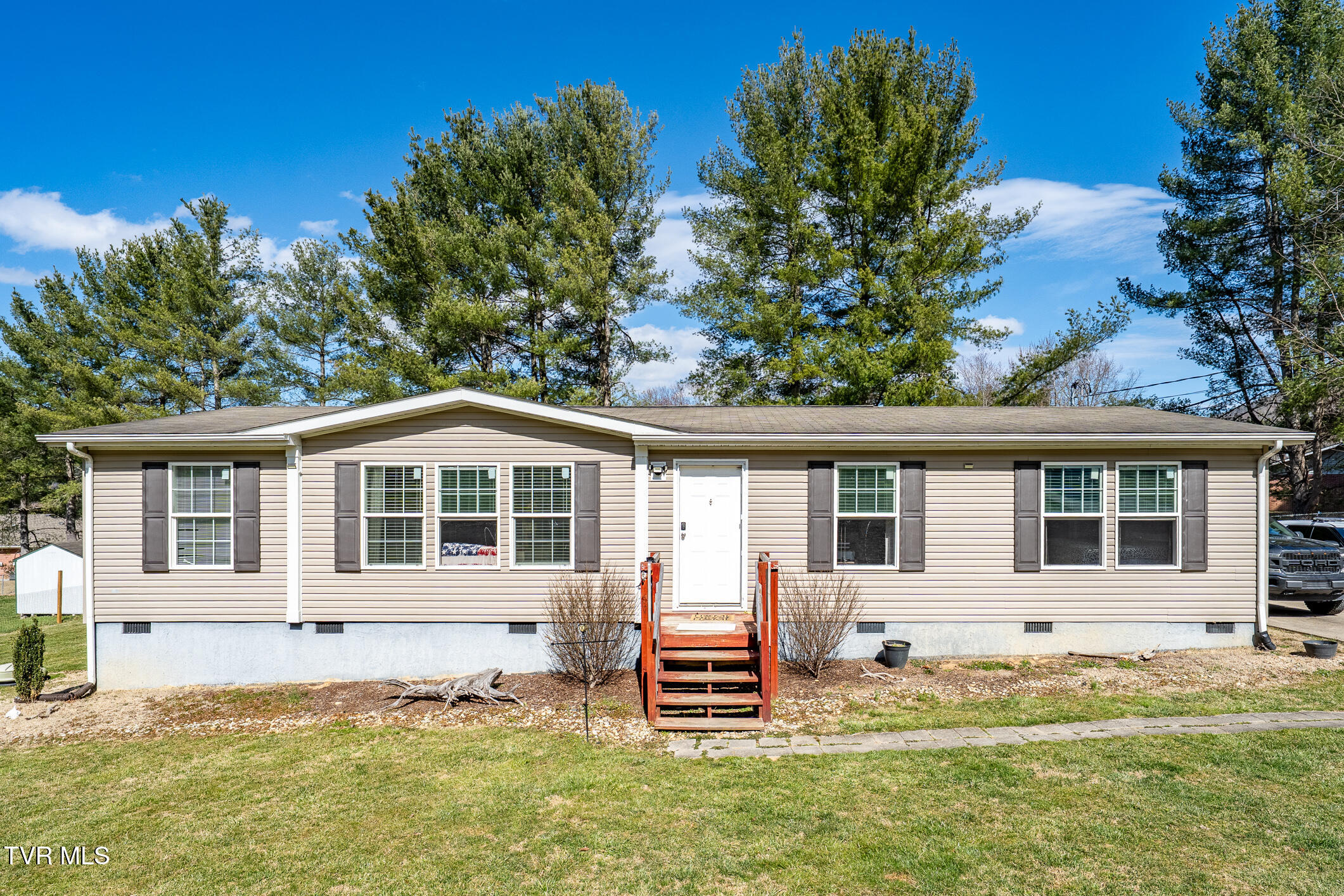 819 North Mohawk Drive Property Photo
