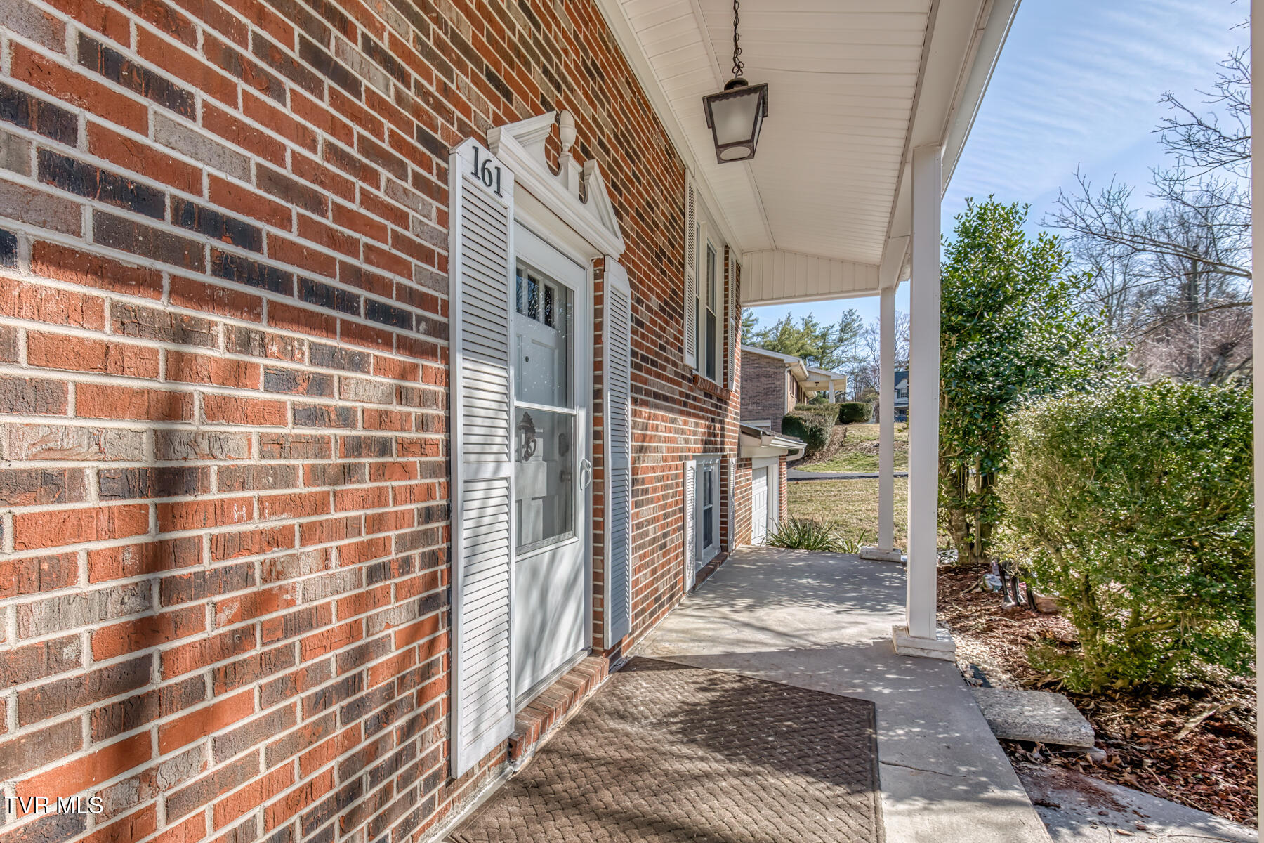 161 Brookdale Circle Property Photo 4