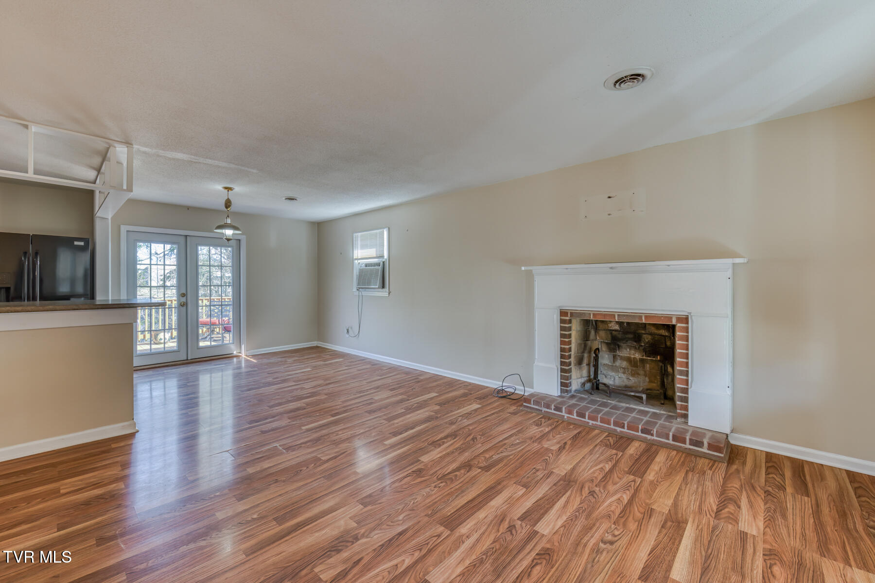 161 Brookdale Circle Property Photo 7