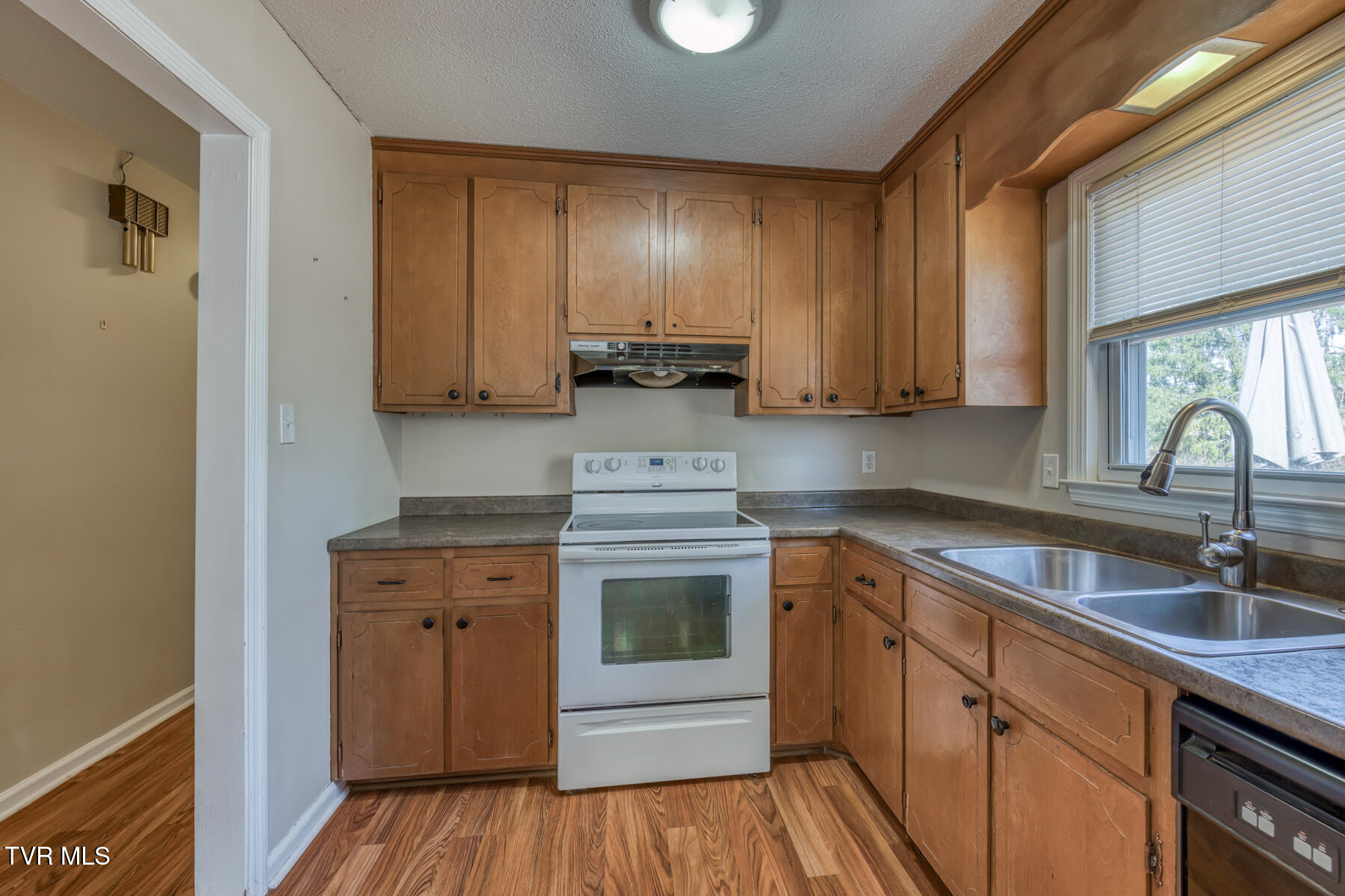 161 Brookdale Circle Property Photo 14