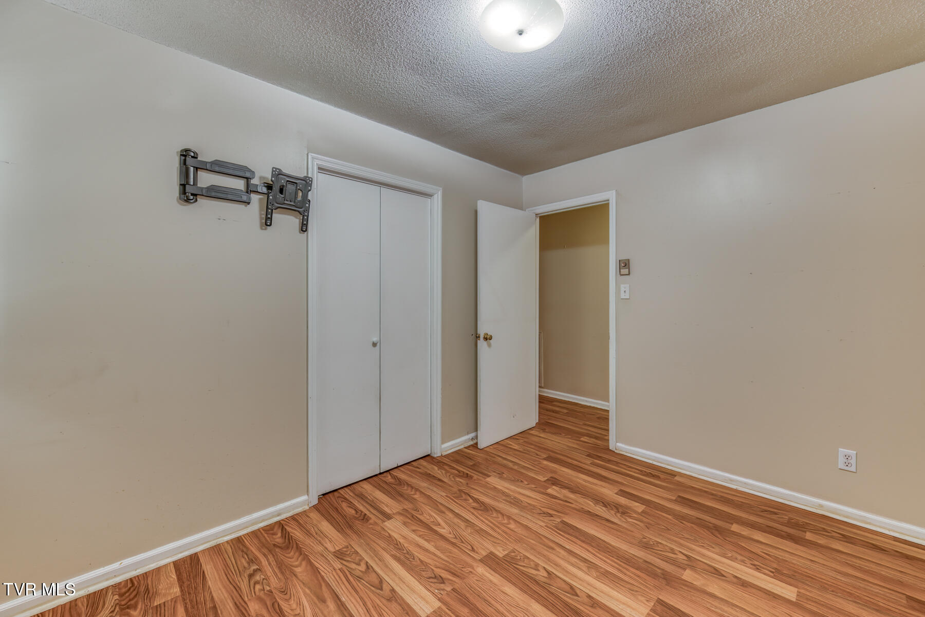 161 Brookdale Circle Property Photo 17