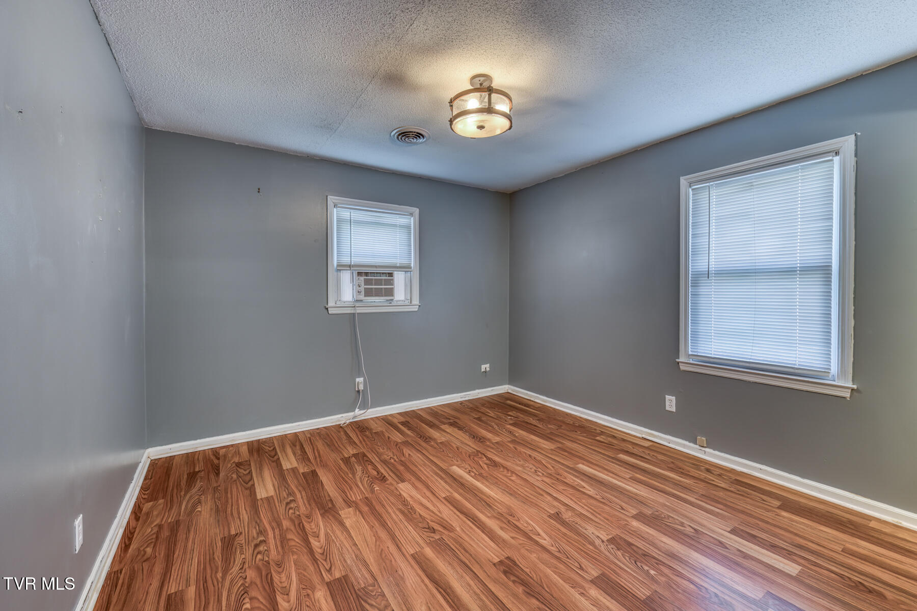 161 Brookdale Circle Property Photo 18