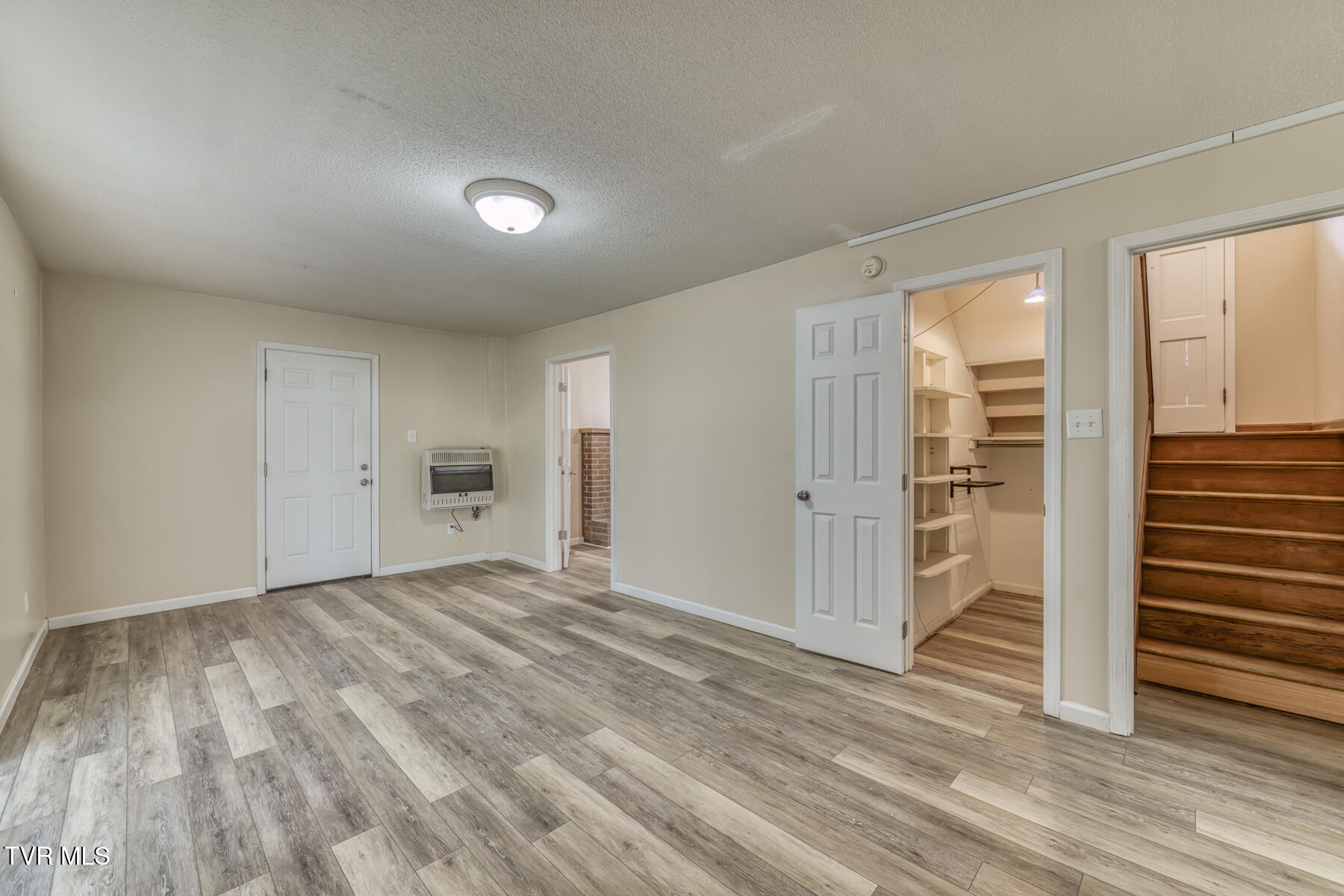 161 Brookdale Circle Property Photo 25