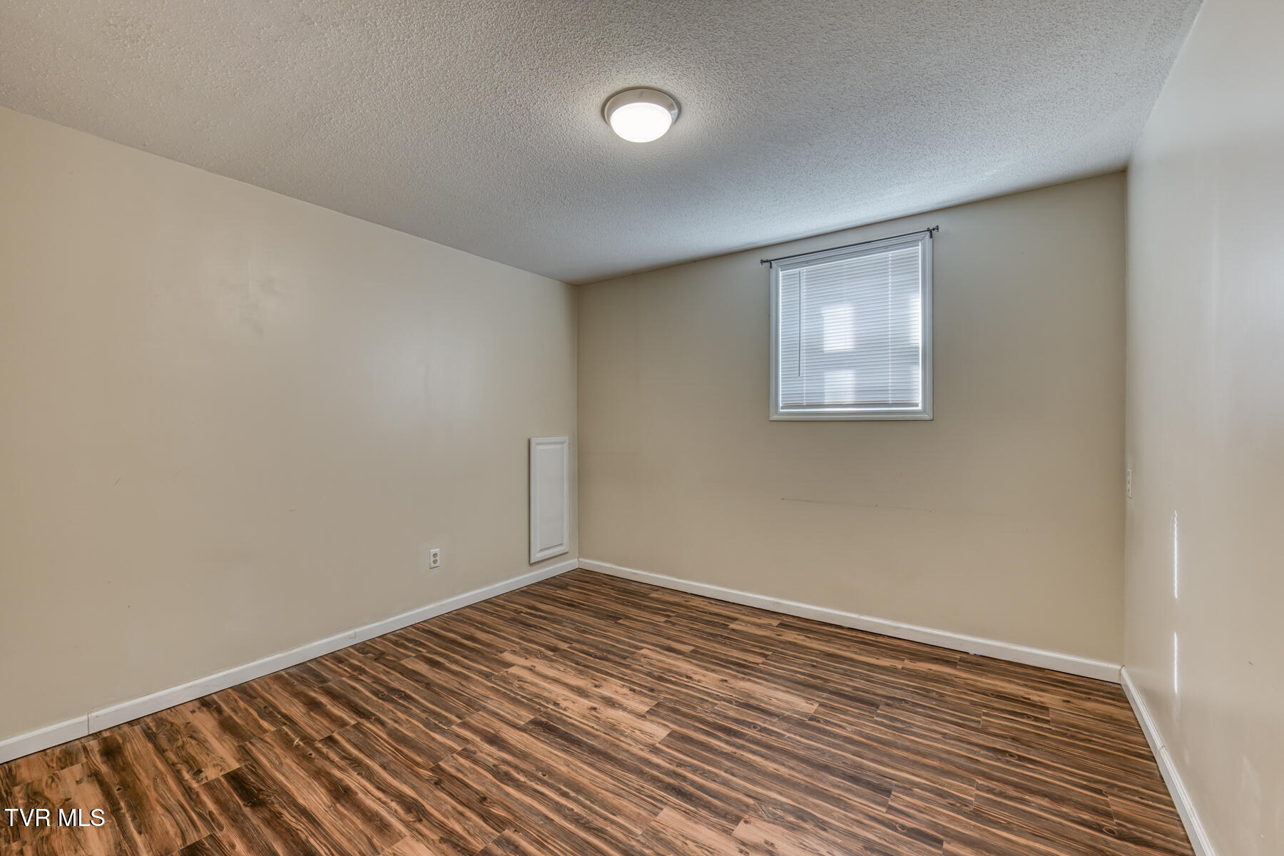161 Brookdale Circle Property Photo 30
