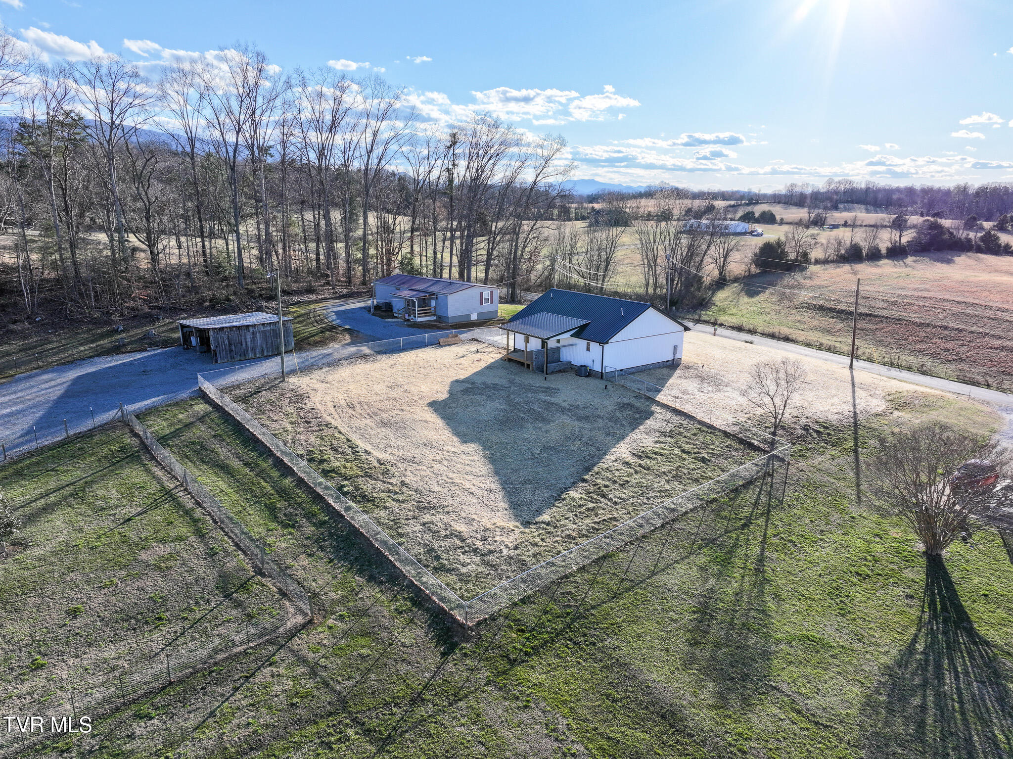 625 Seaton Road Property Photo 5