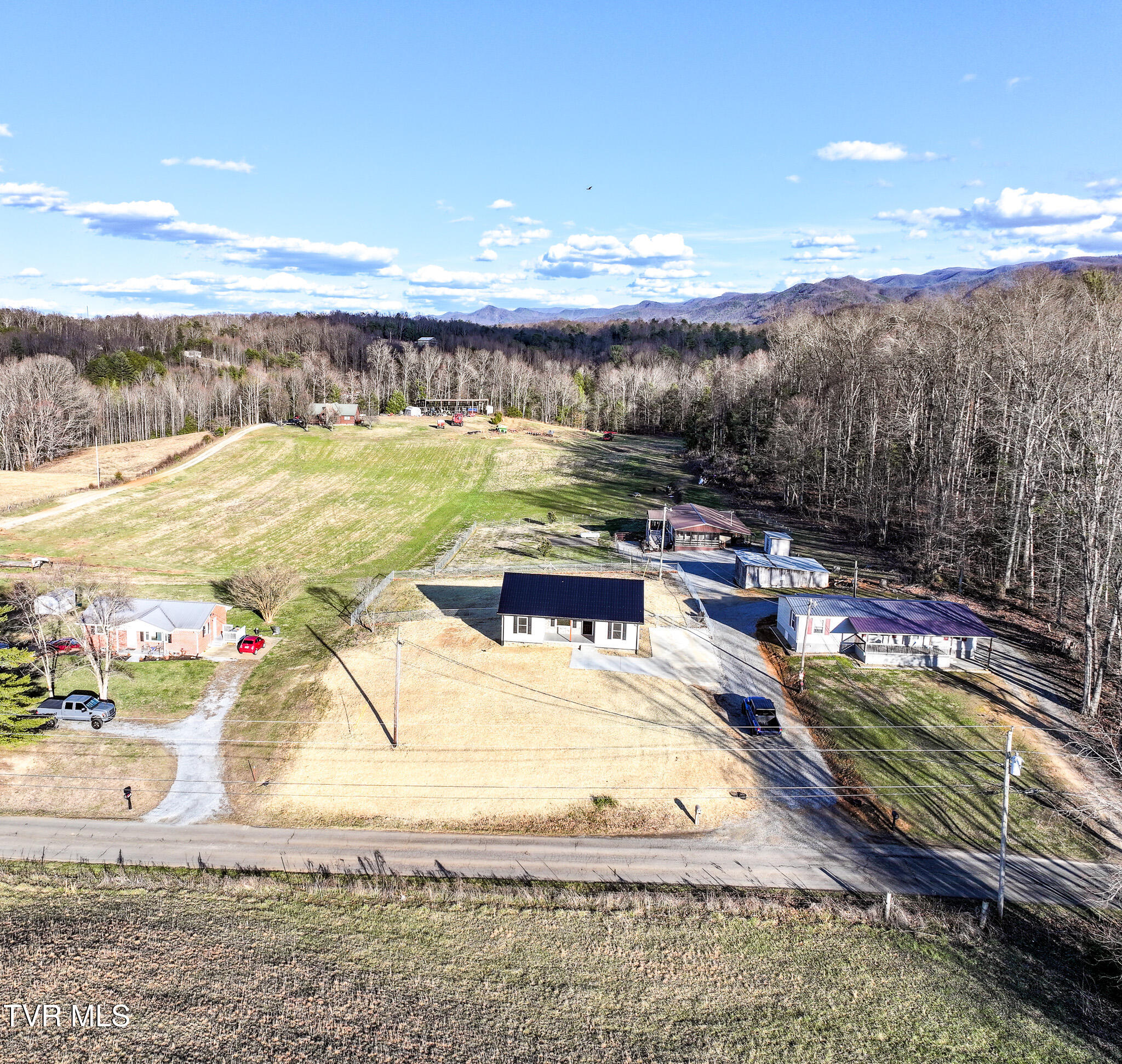 625 Seaton Road Property Photo 15
