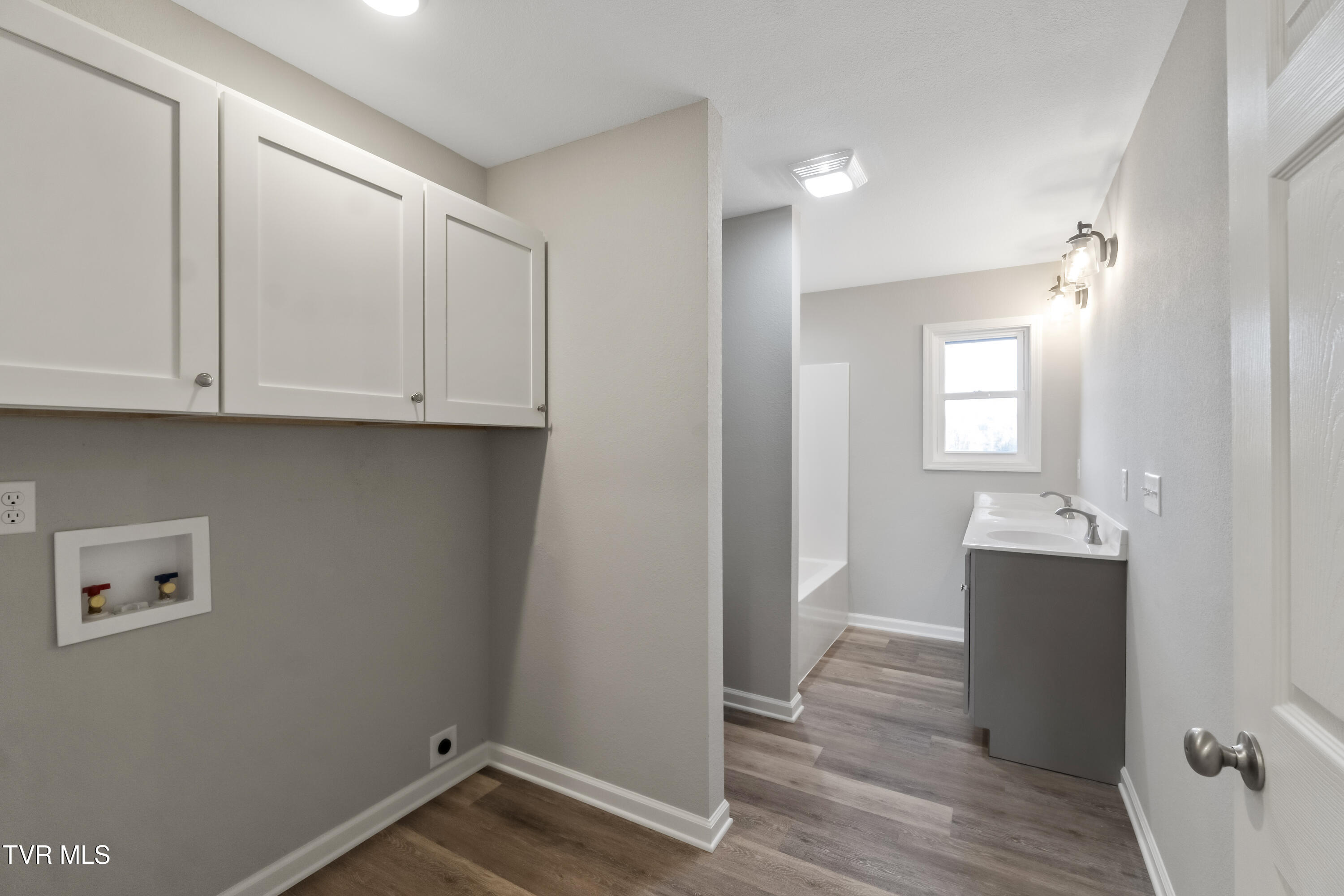 625 Seaton Road Property Photo 38