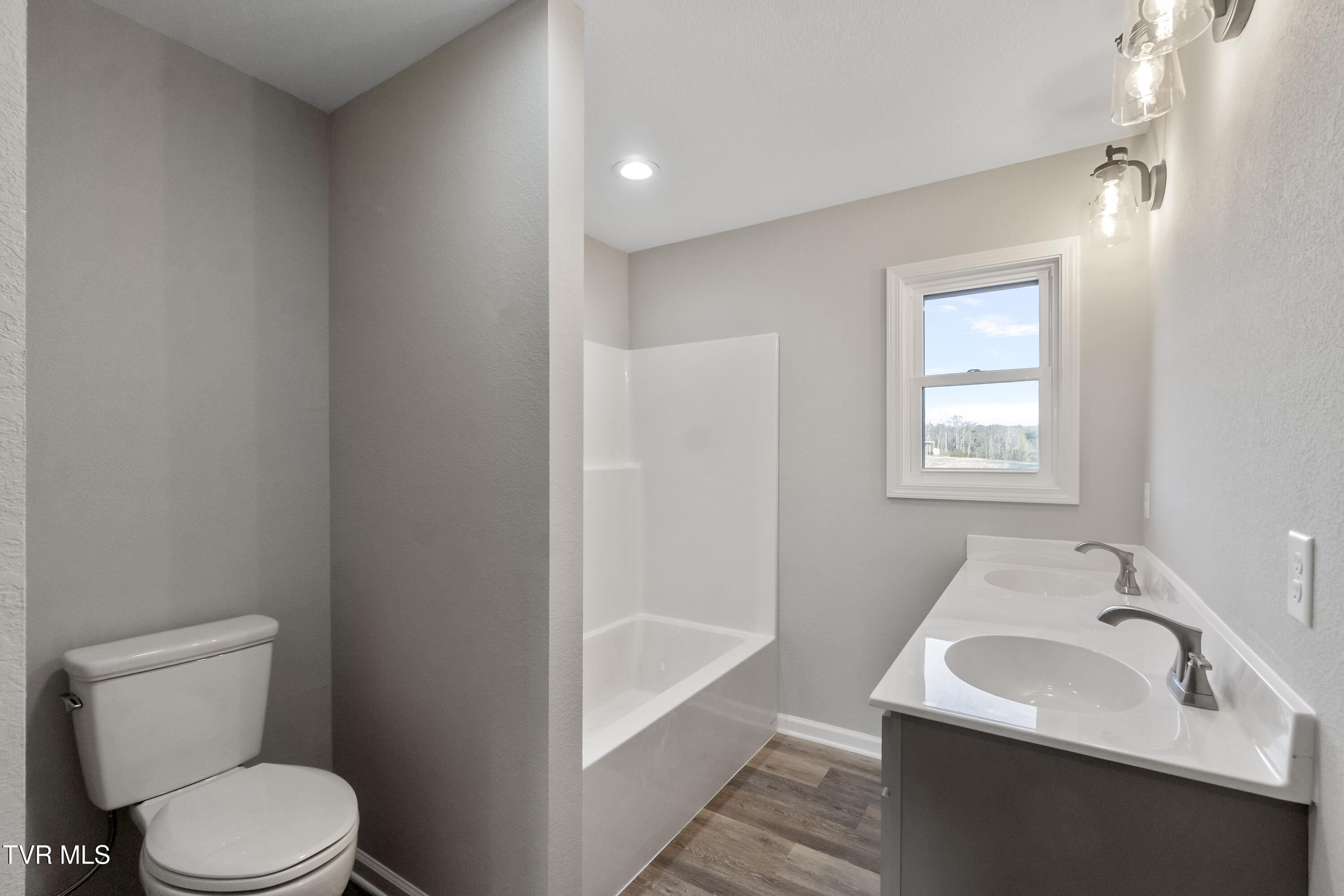 625 Seaton Road Property Photo 41