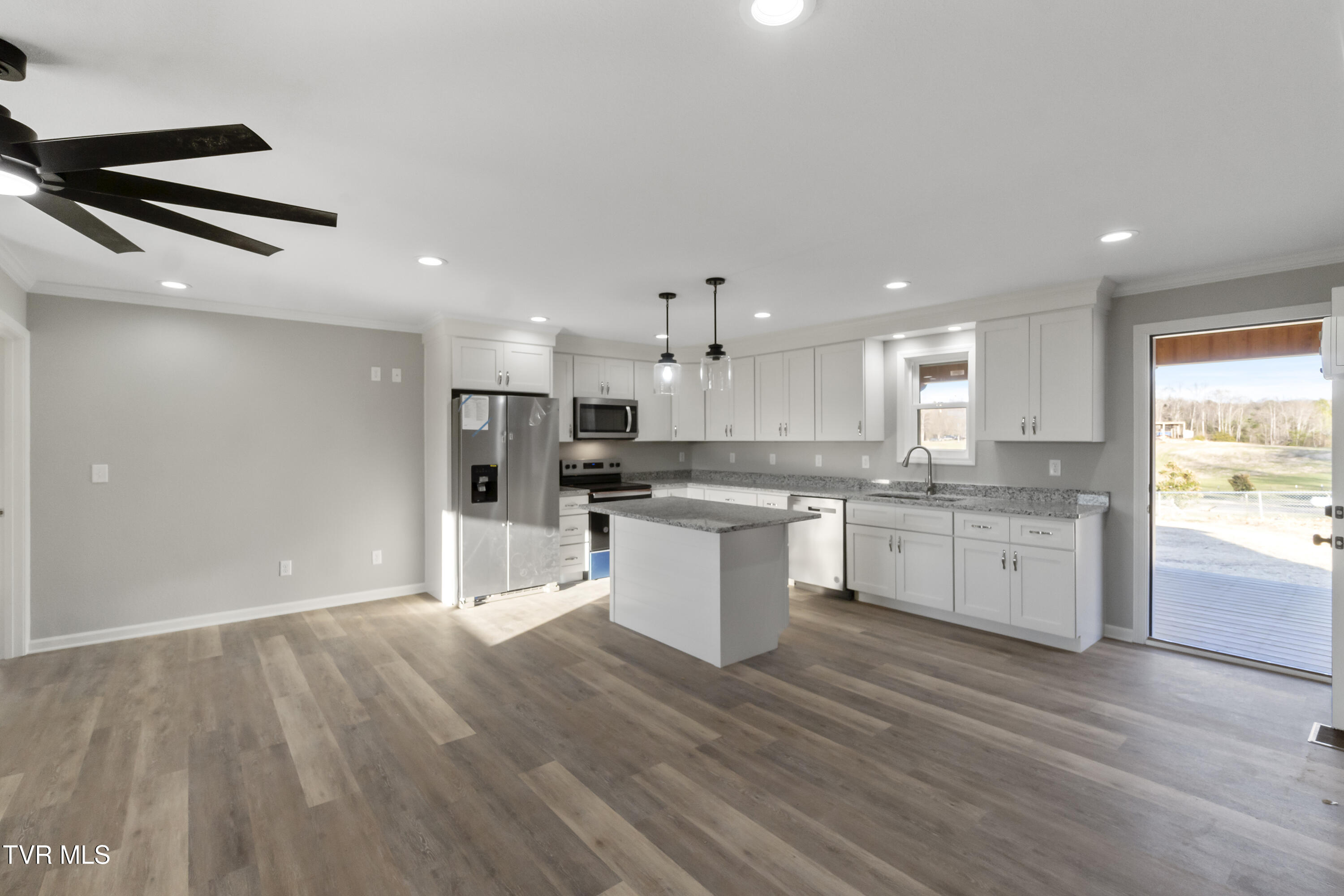 625 Seaton Road Property Photo 44