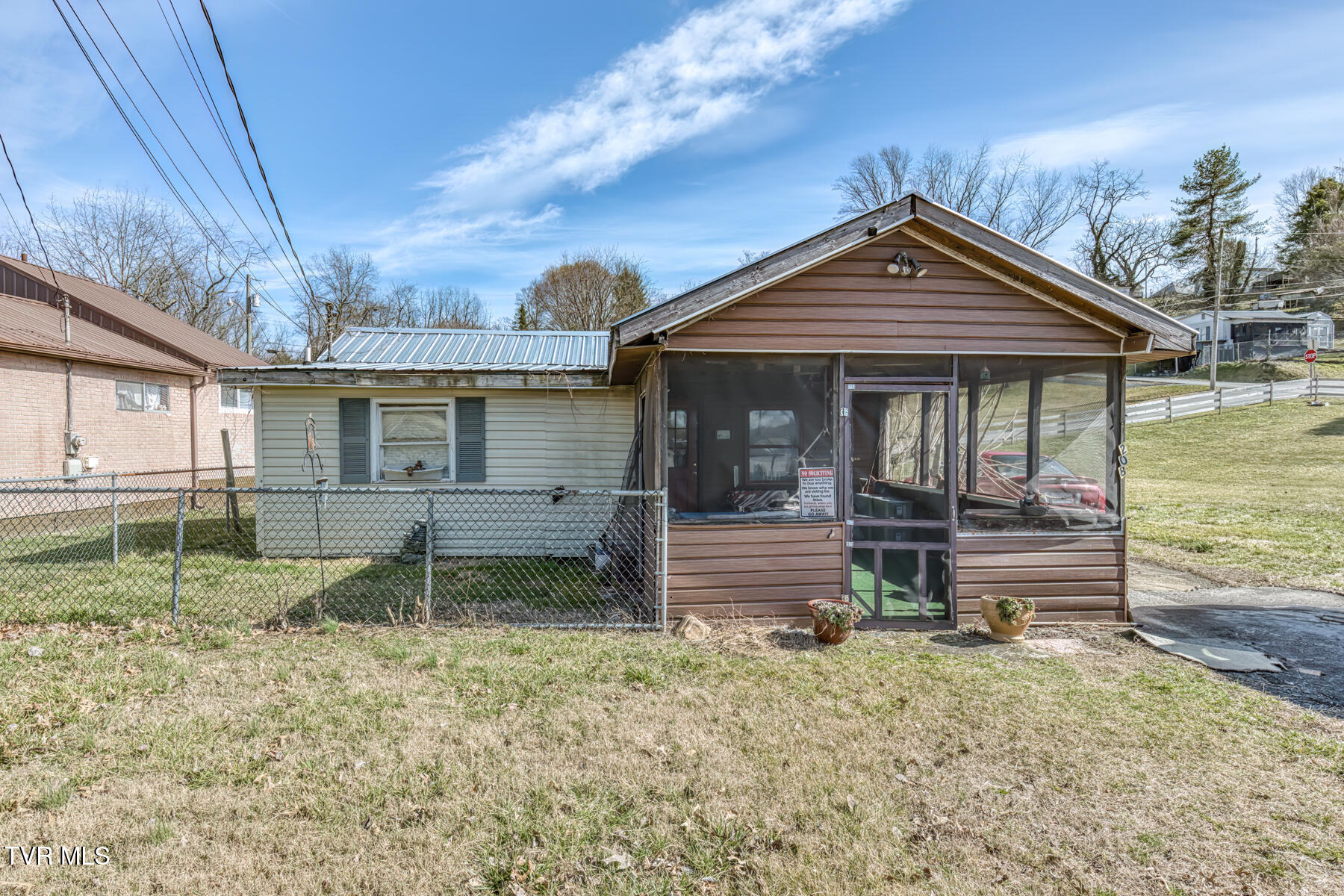 208 Delaney Street Property Photo