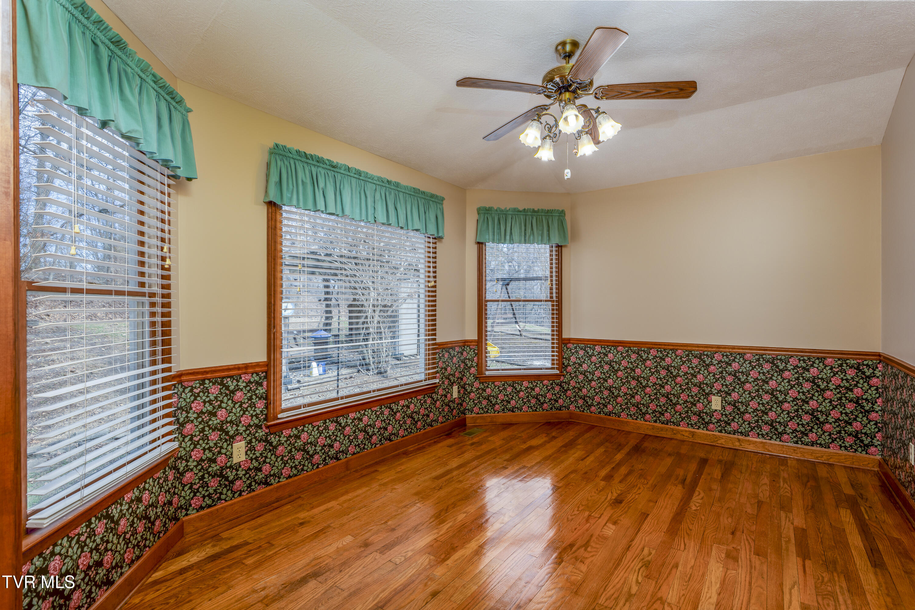 17673 Mahogany Drive Property Photo 13