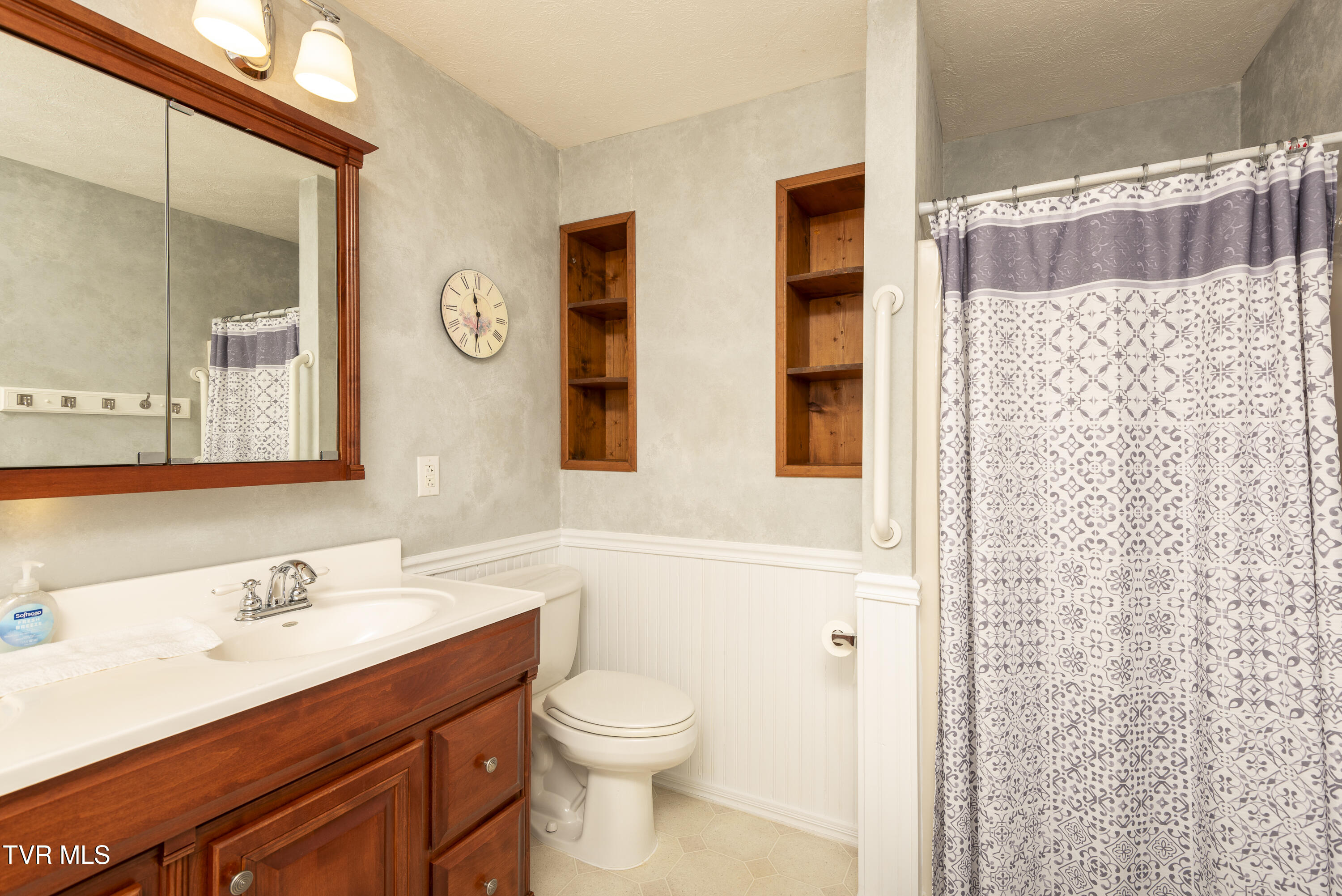17673 Mahogany Drive Property Photo 16