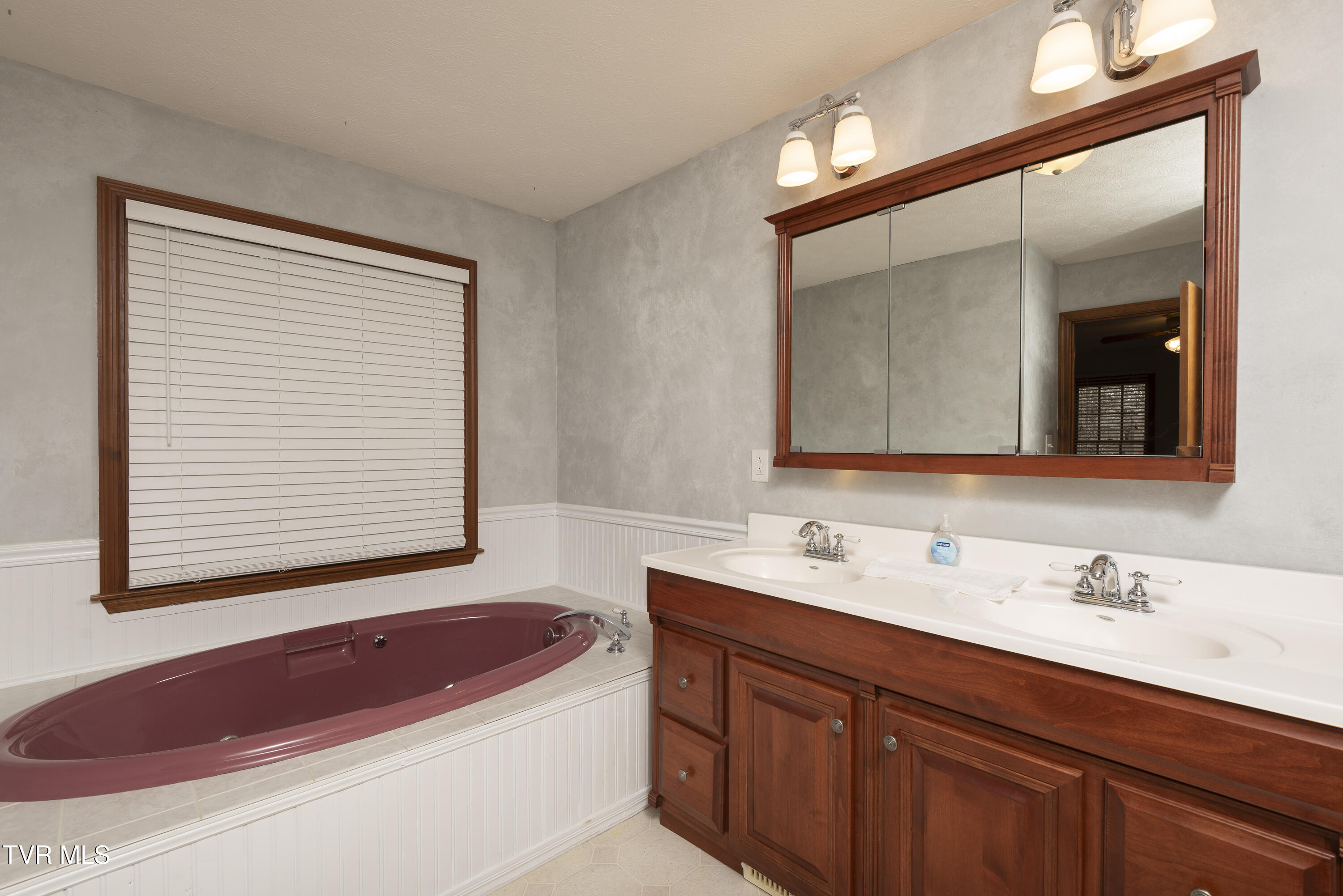 17673 Mahogany Drive Property Photo 17
