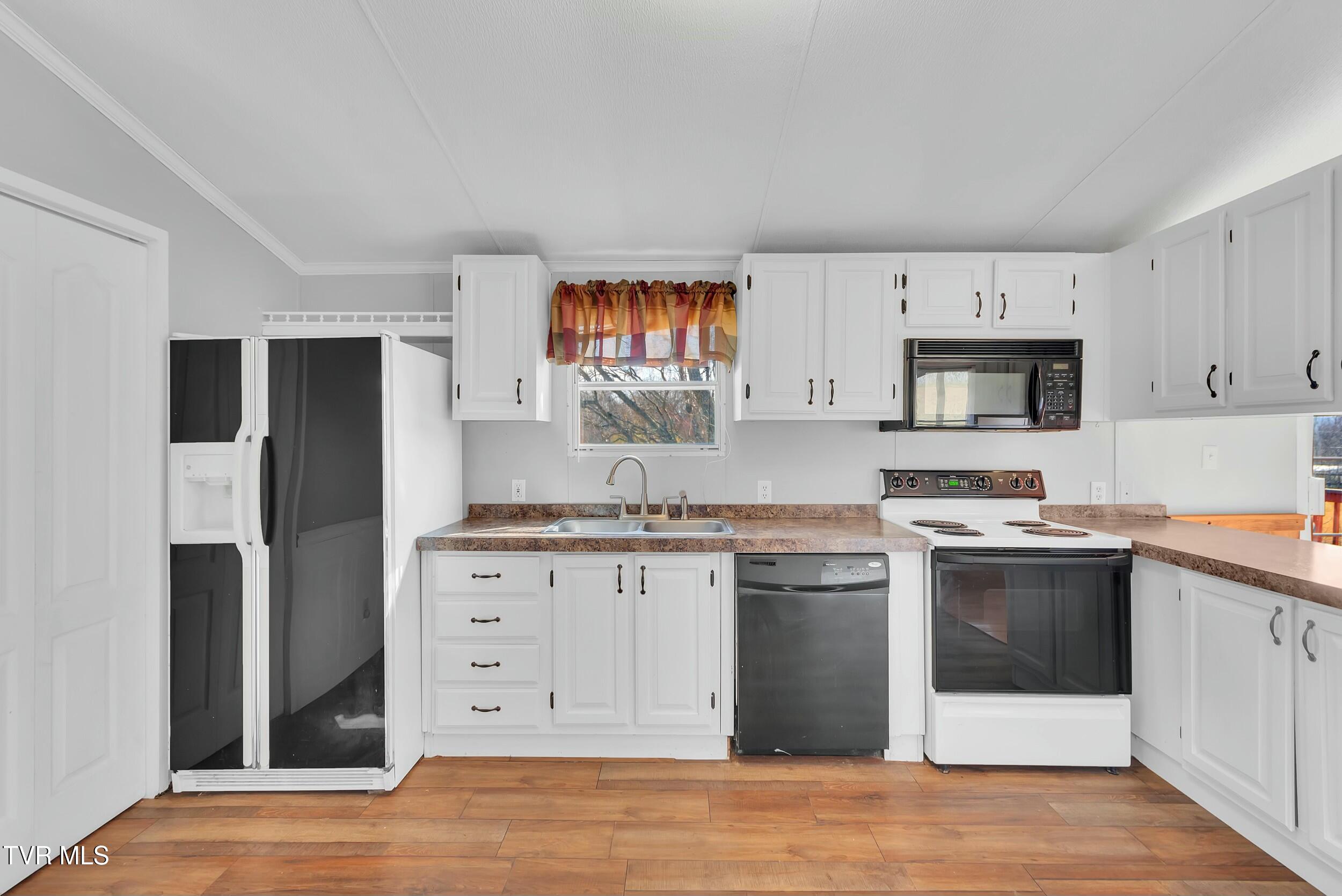 270 Telford Road Property Photo 11
