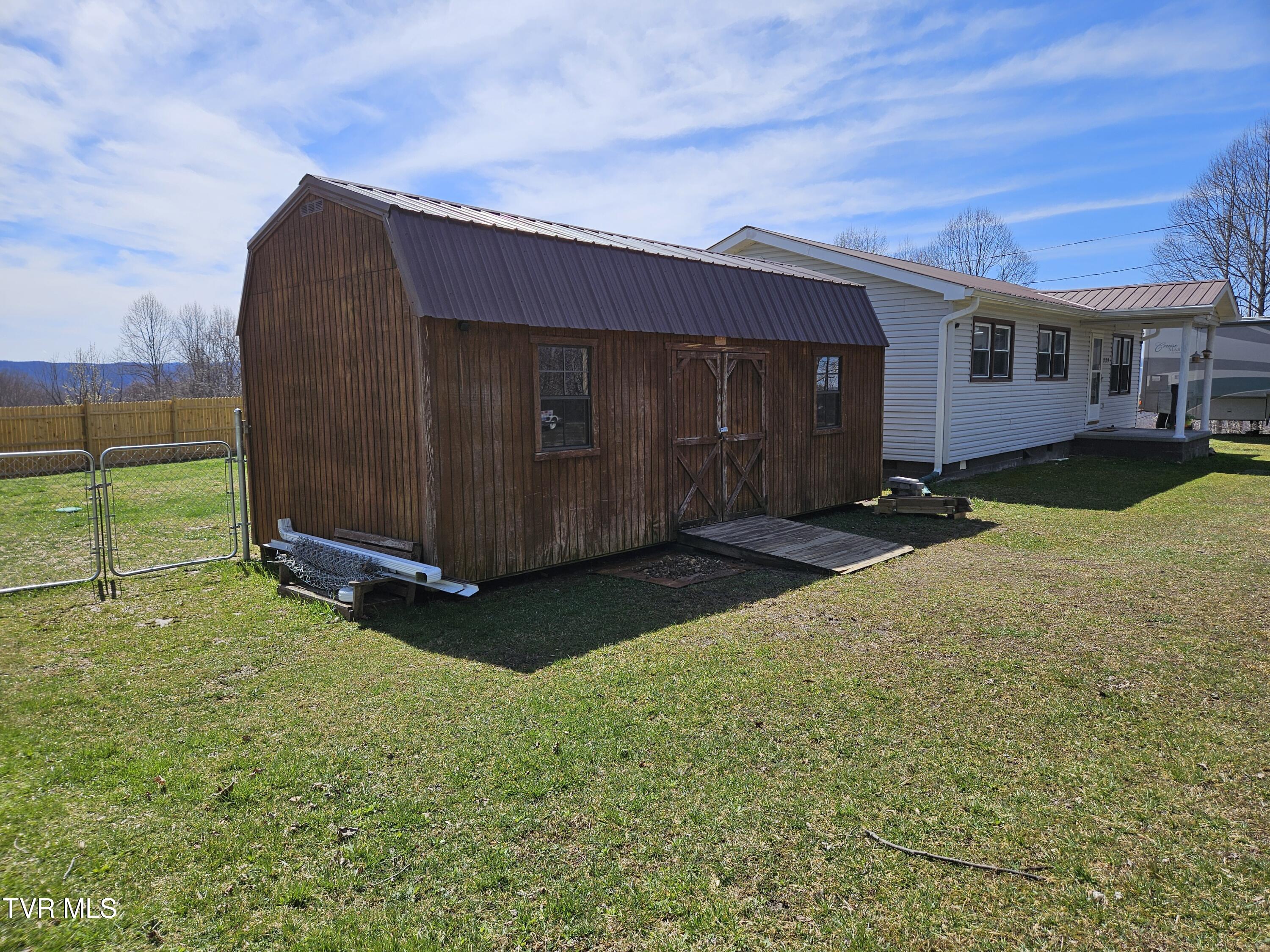 229 Harm Ridge Property Photo 9