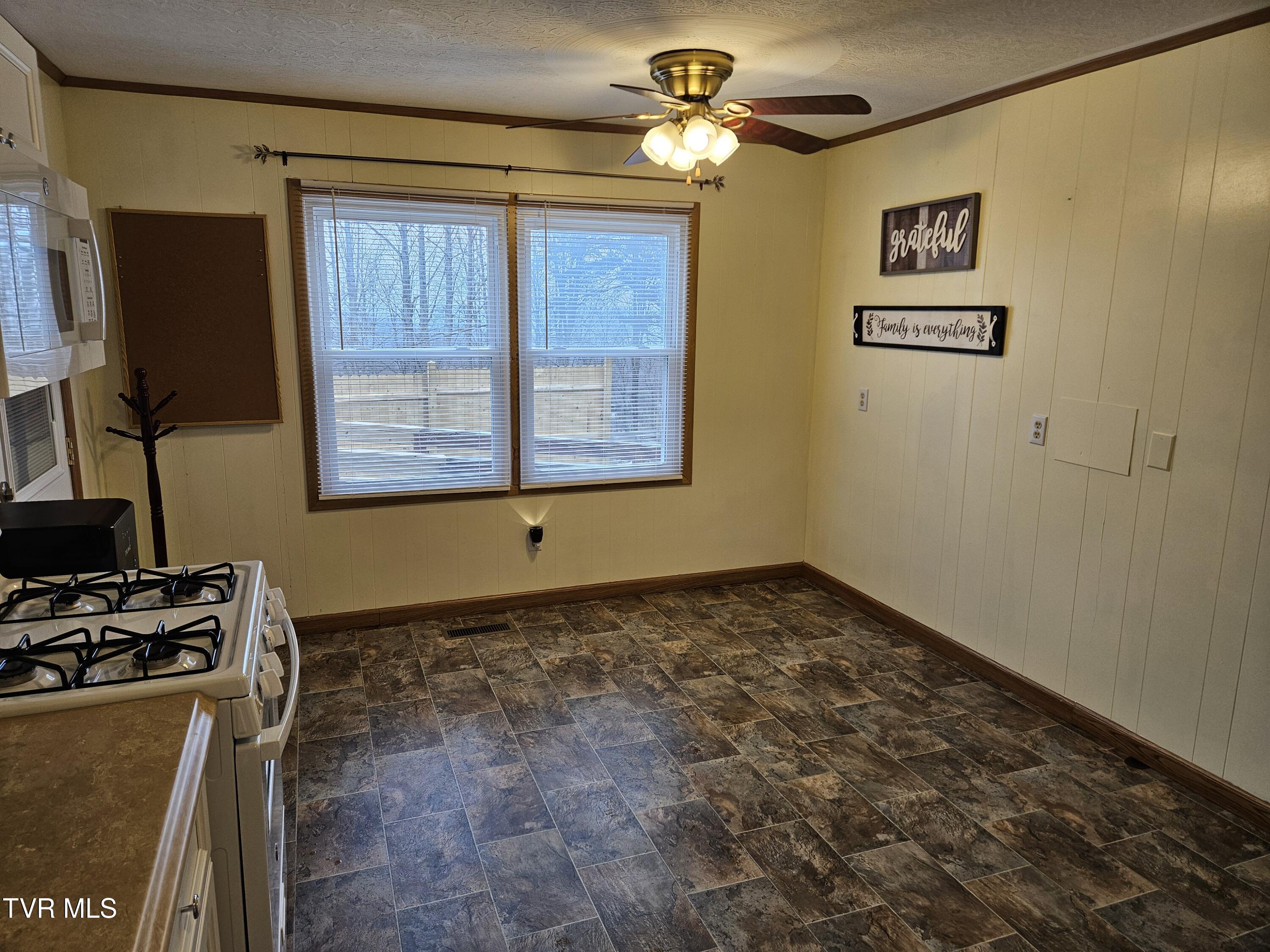 229 Harm Ridge Property Photo 18