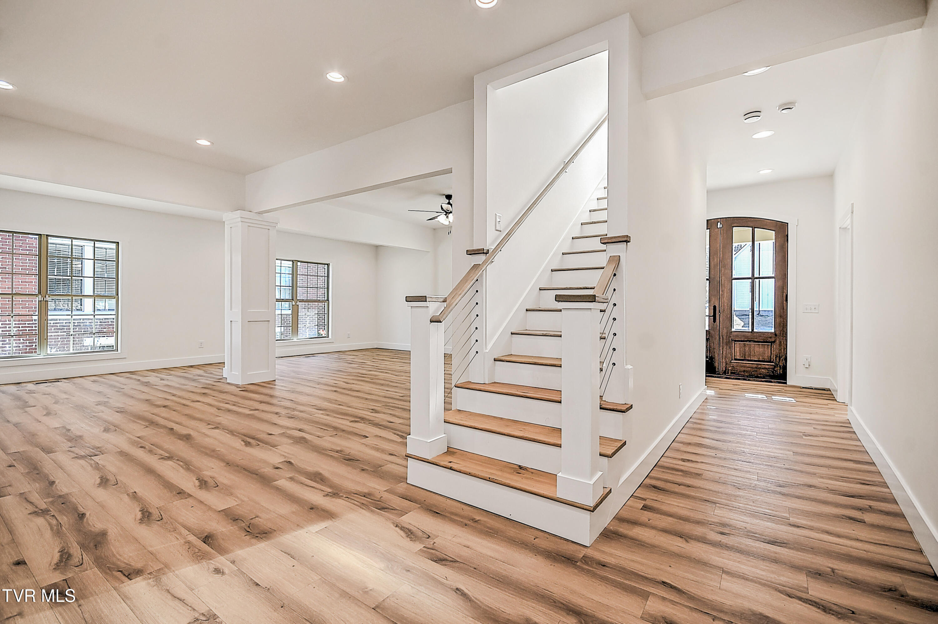 110 West Chestnut Street Property Photo 10