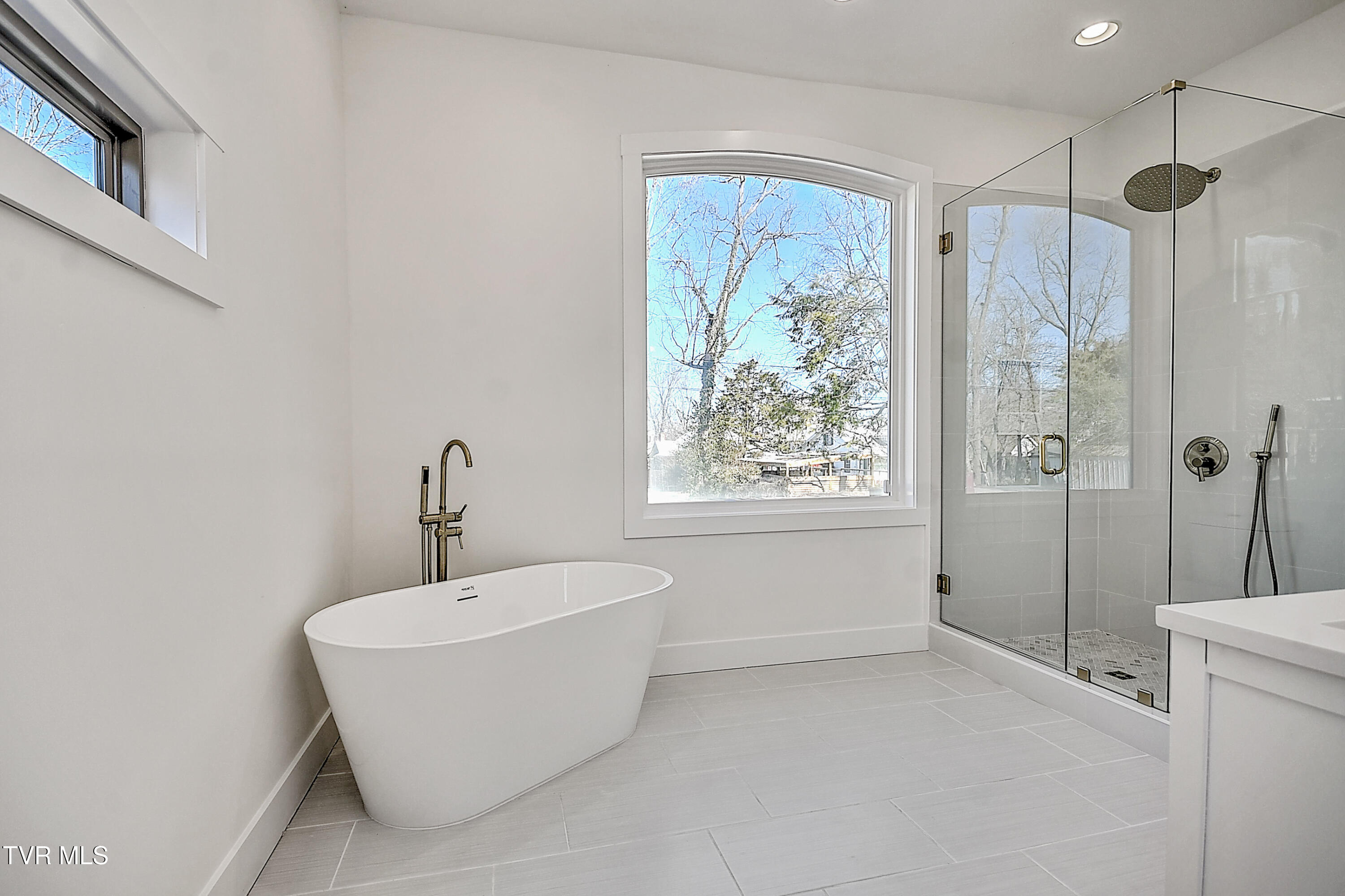110 West Chestnut Street Property Photo 27