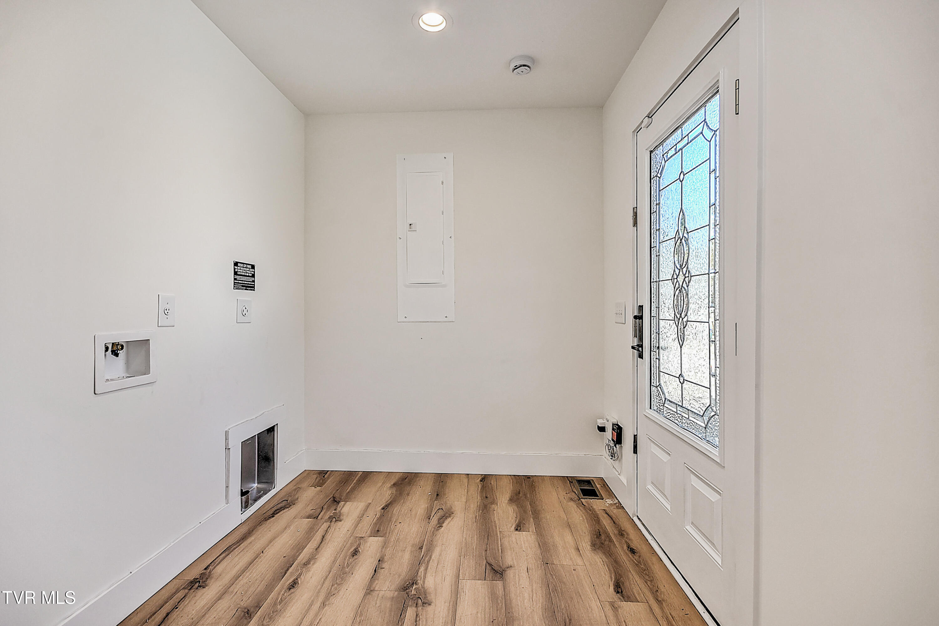 110 West Chestnut Street Property Photo 48