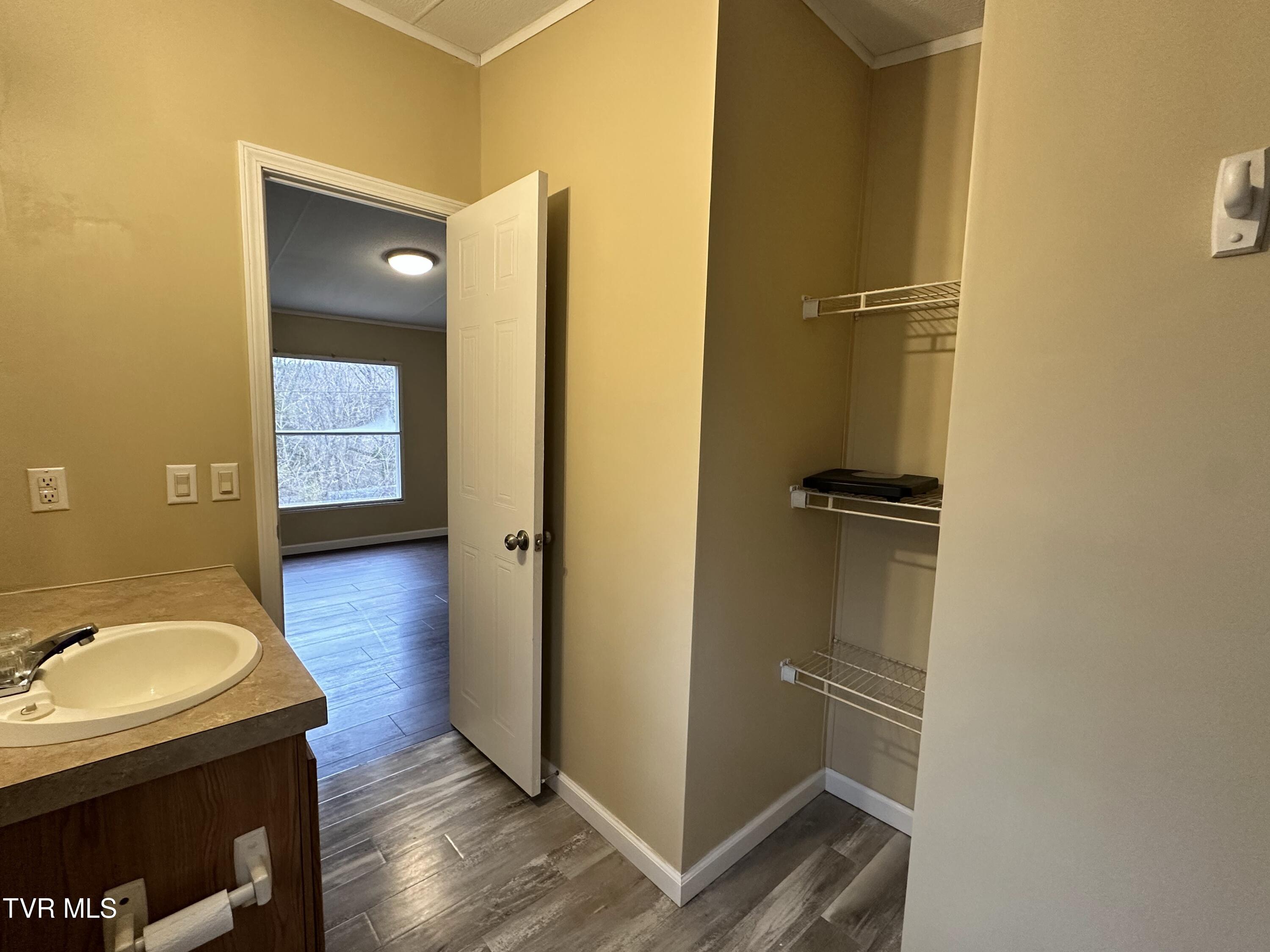 108 Cradic Drive Property Photo 8