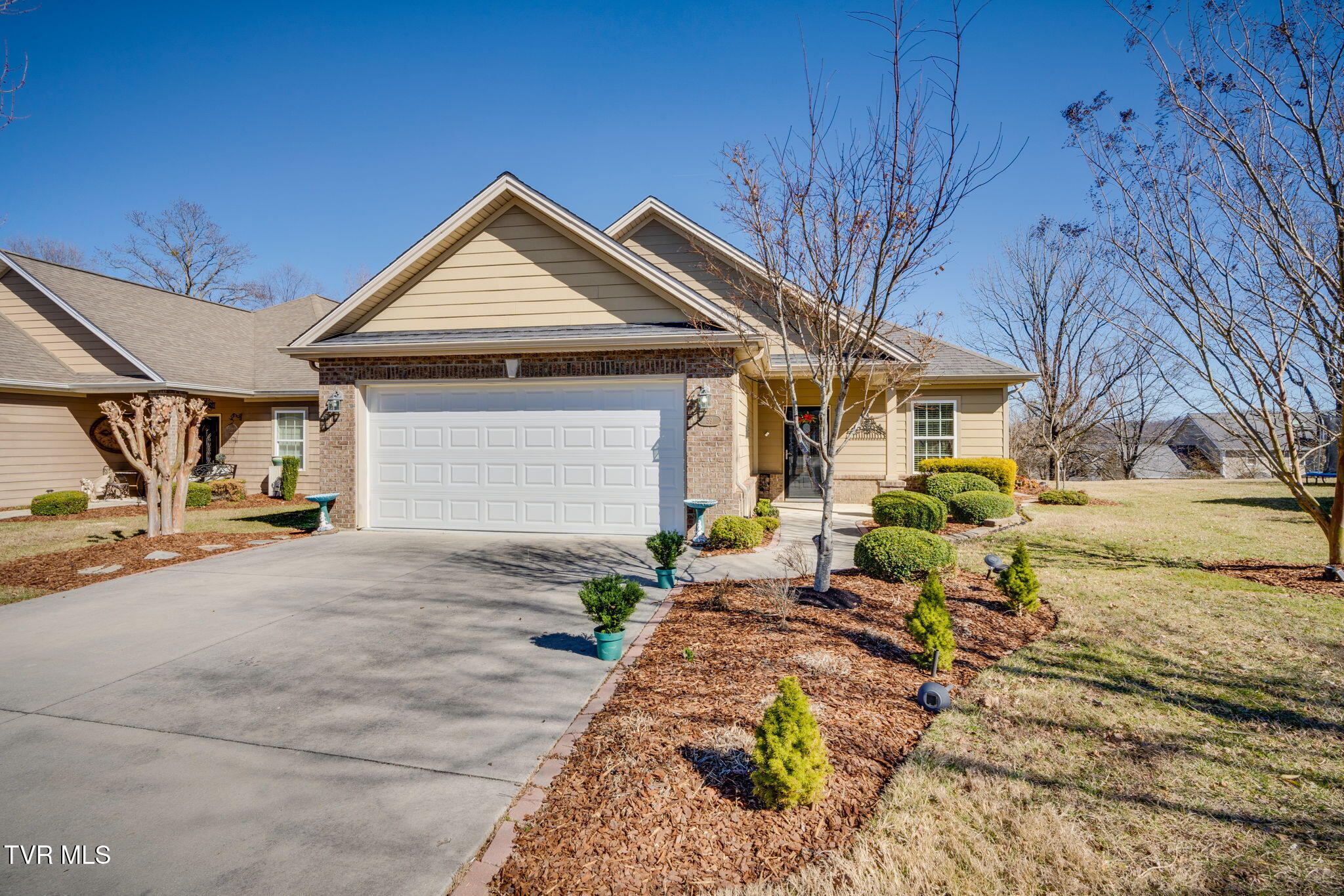 Cardinal Forest Real Estate Listings Main Image