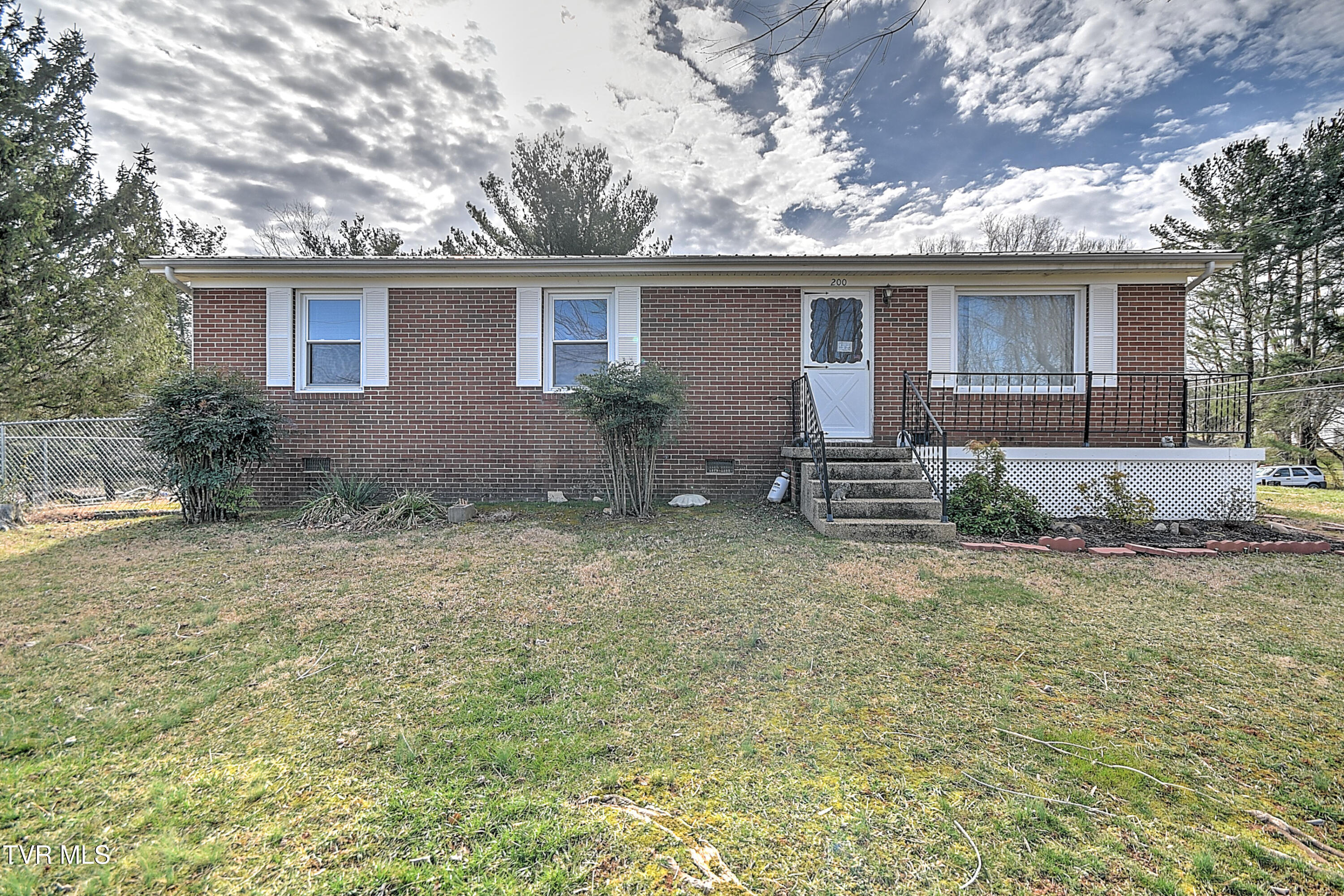 200 Brooks Street Property Photo 1