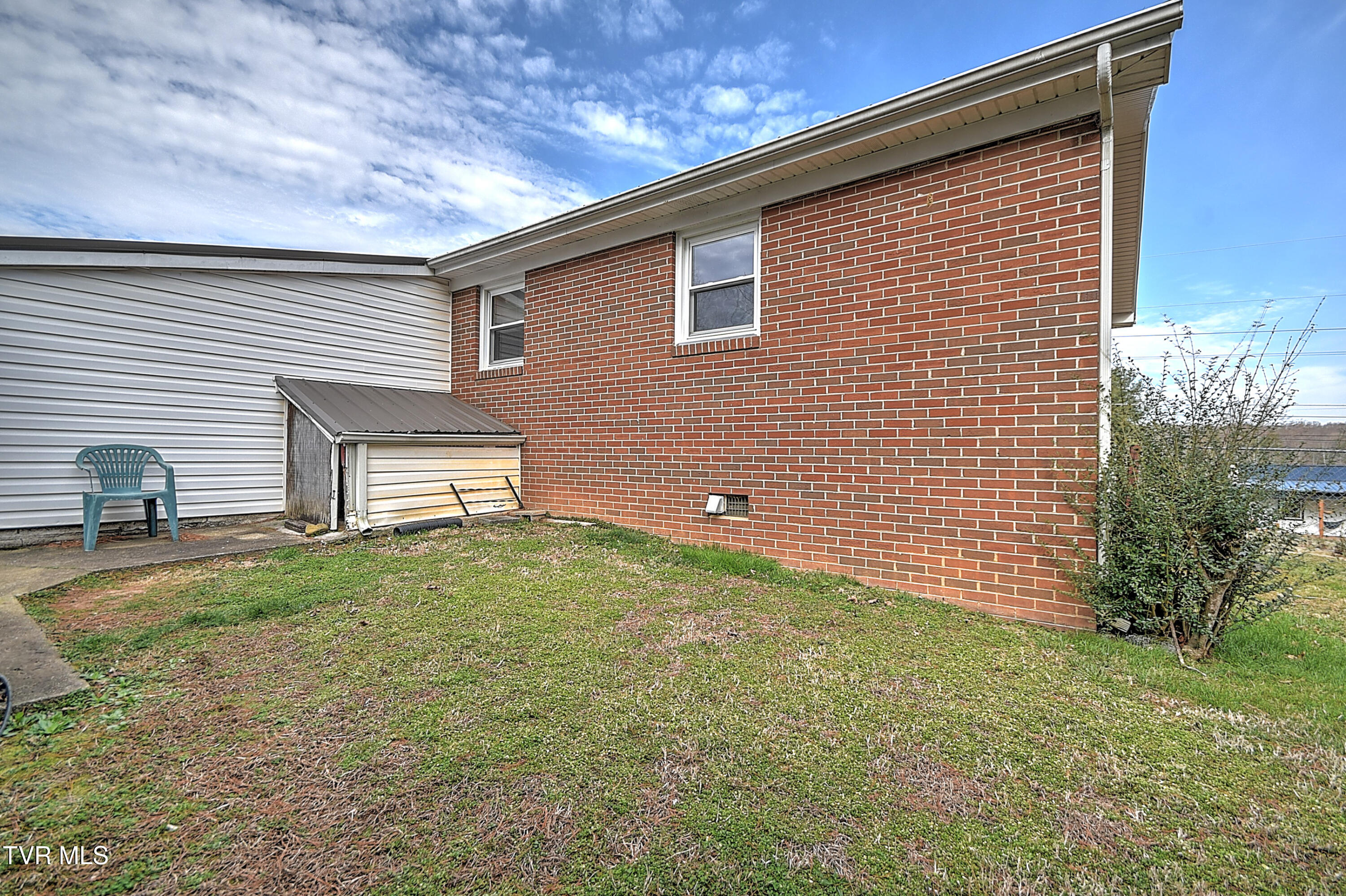 200 Brooks Street Property Photo 32