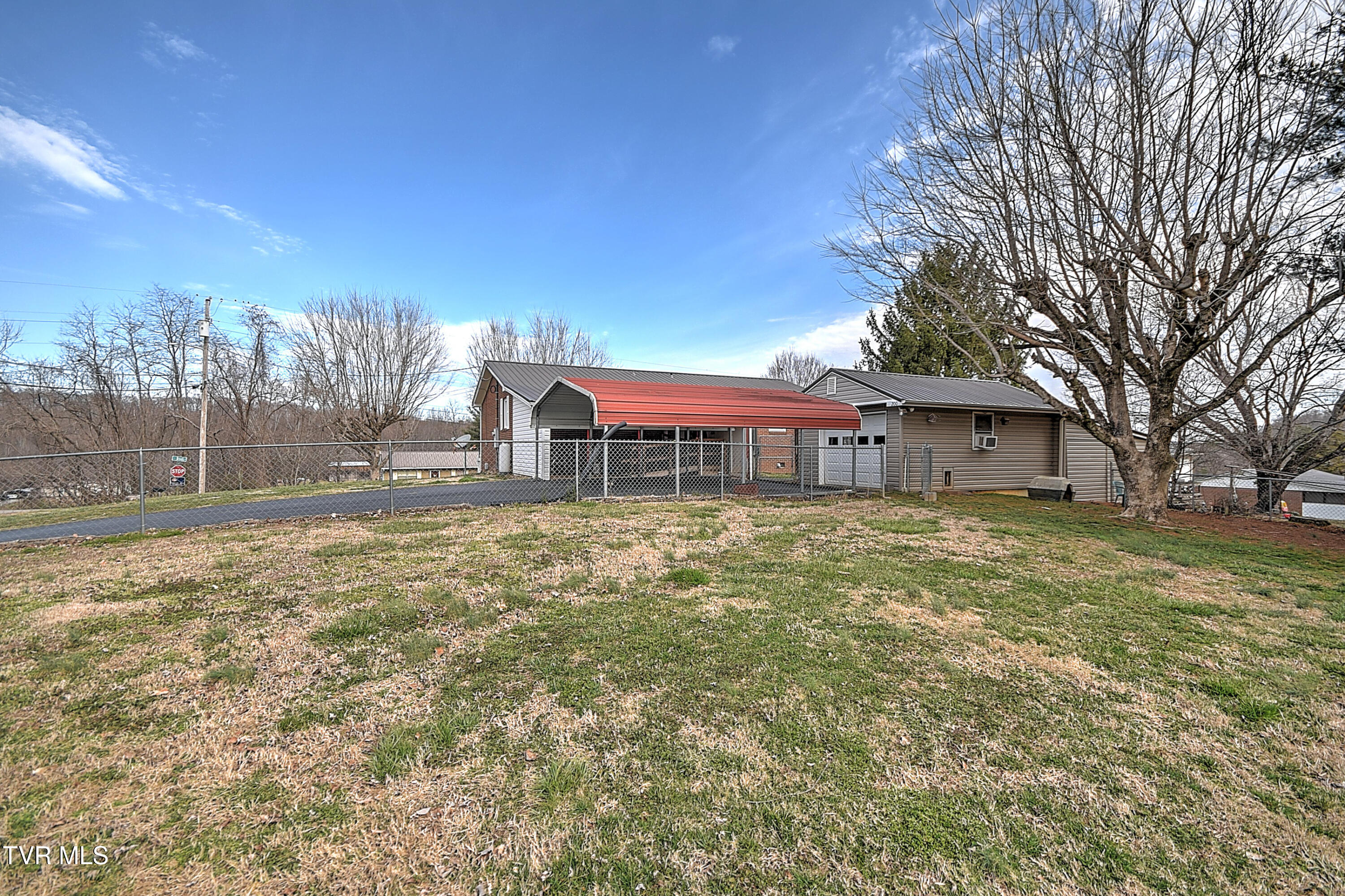 200 Brooks Street Property Photo 34