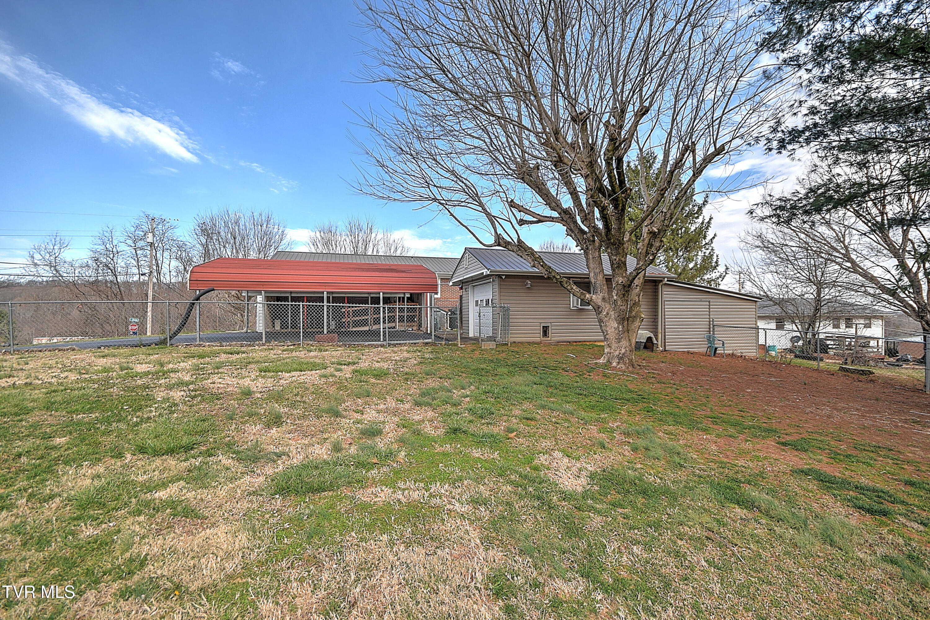 200 Brooks Street Property Photo 35