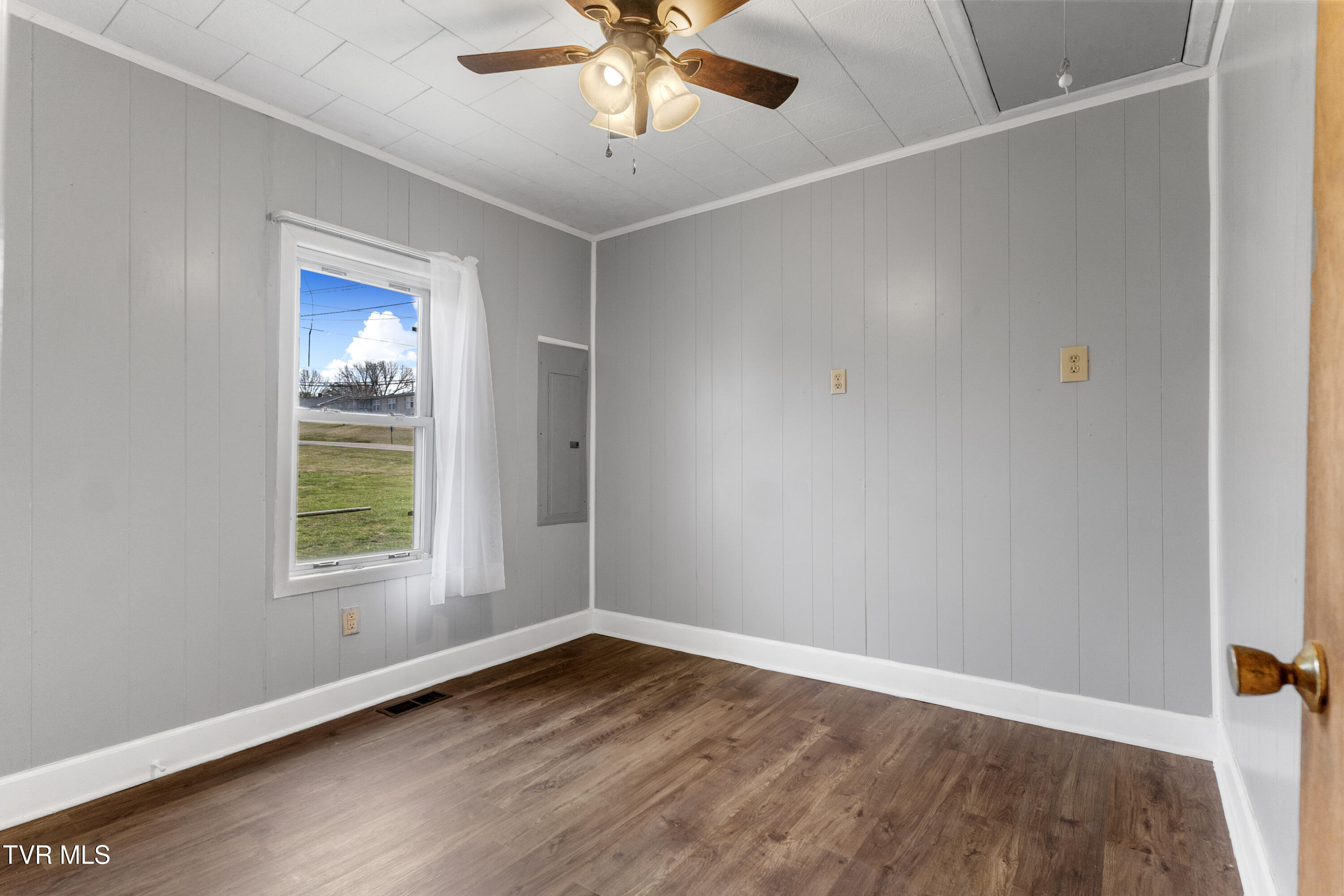 409 West Wood Avenue Property Photo 12