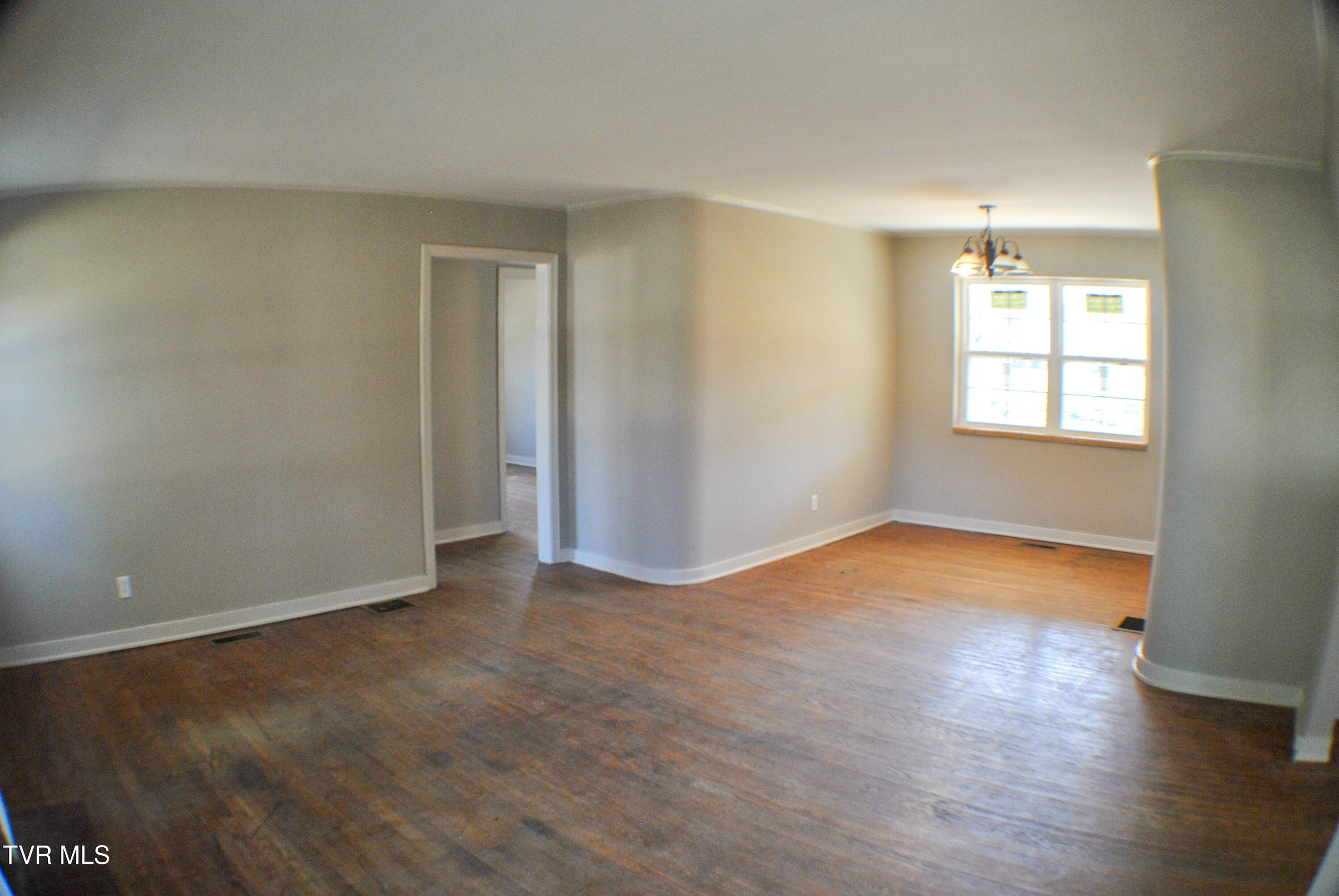 804 East Maple Street Property Photo 16