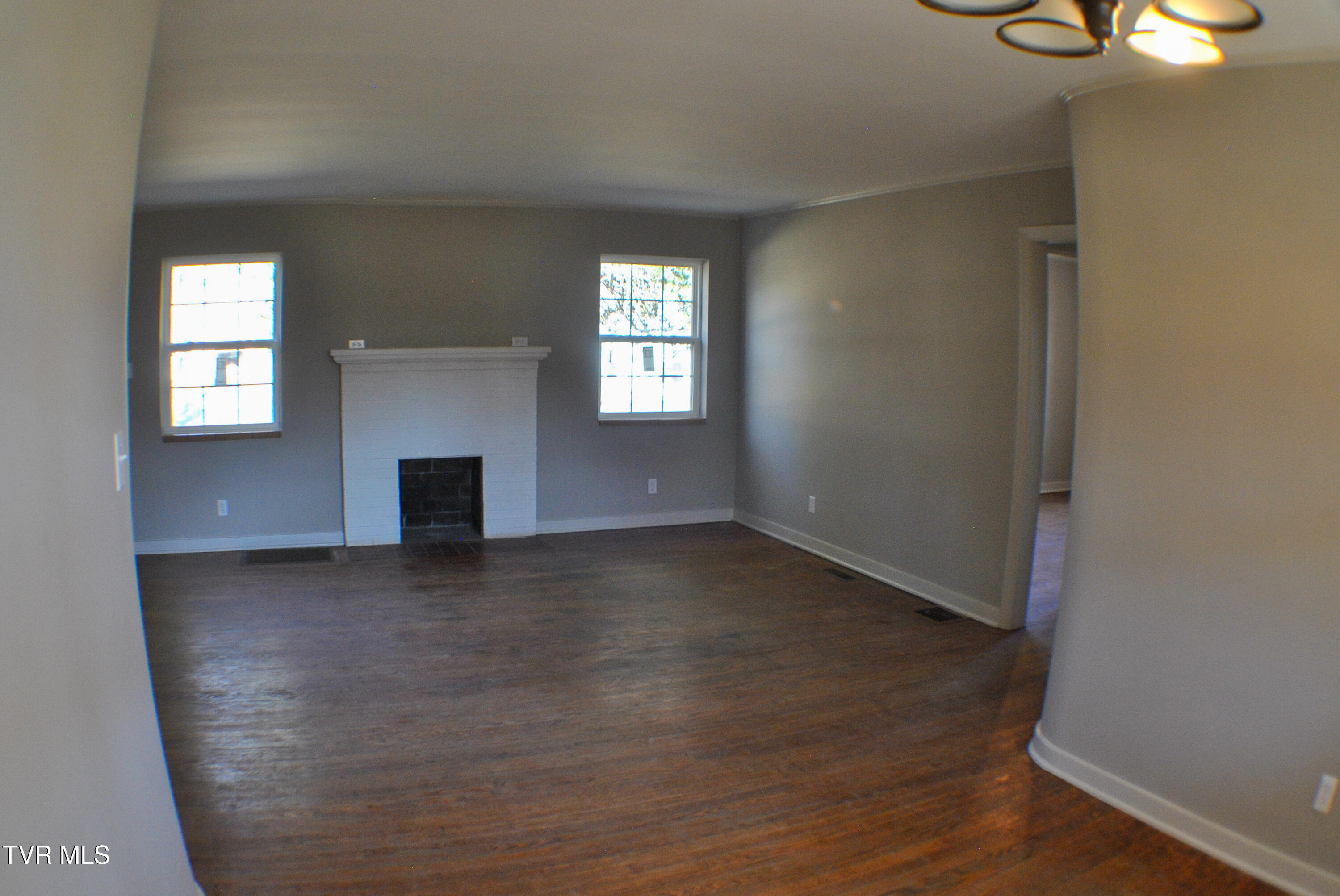 804 East Maple Street Property Photo 18