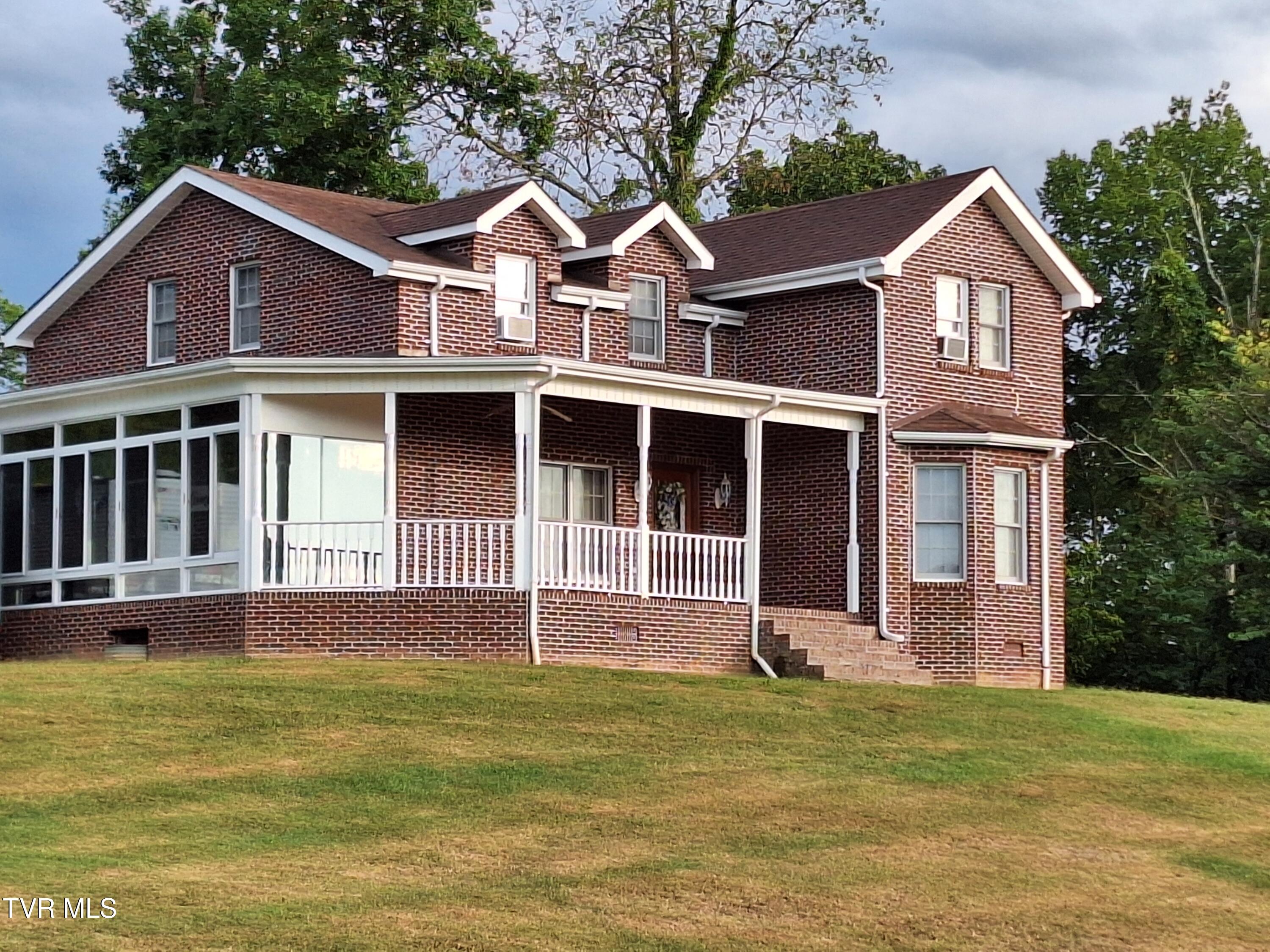 611 Horseshoe Bend Road Property Photo