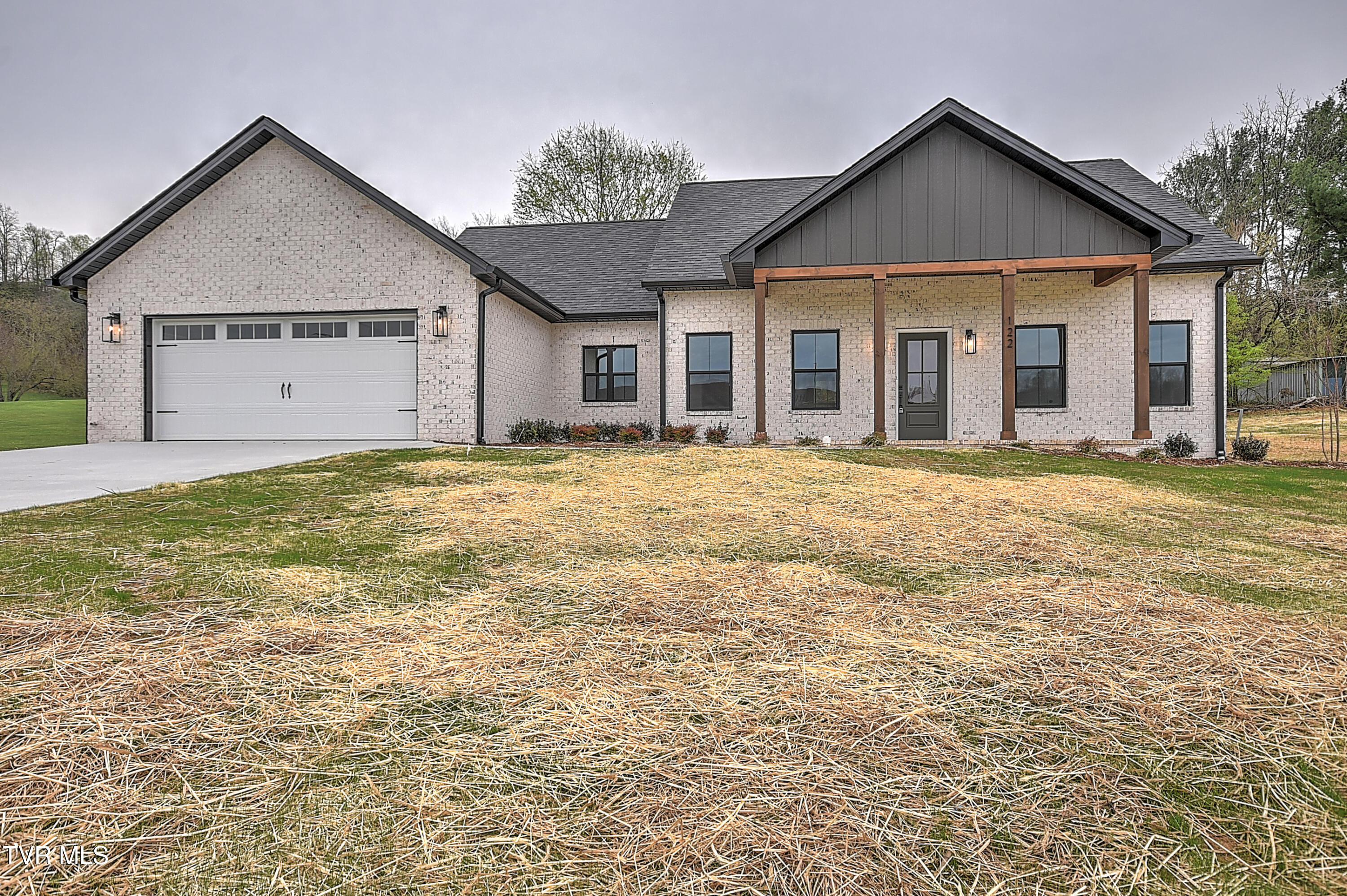 122 Thomson Mdw Lane Property Photo