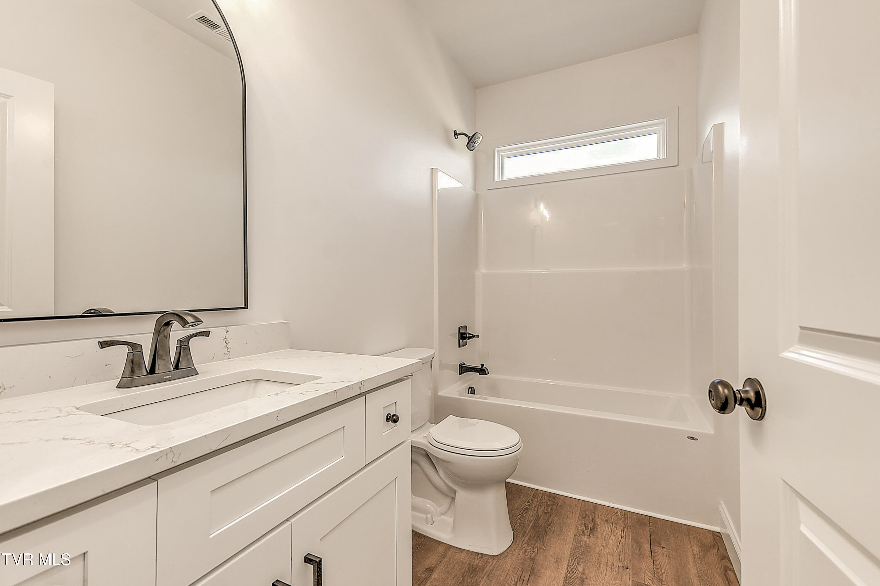 122 Thomson Mdw Lane Property Photo 39