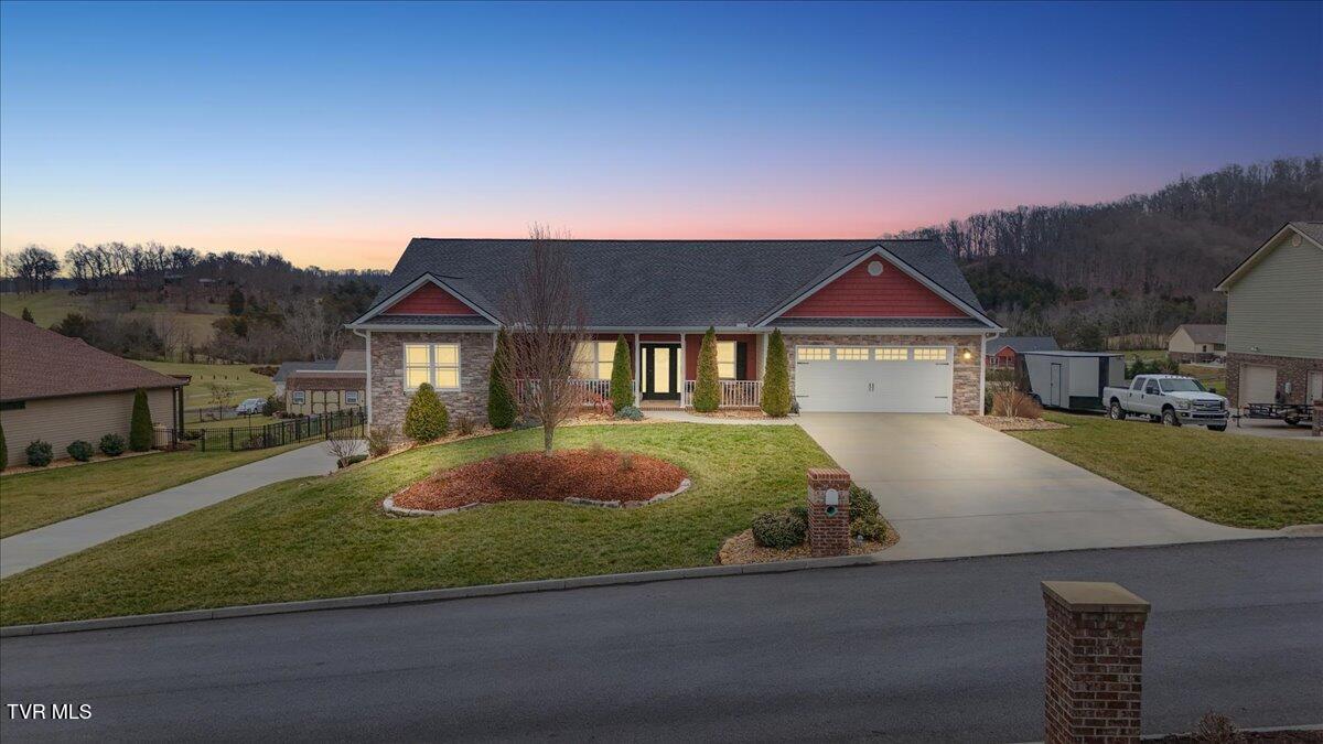 Douglas Chapel Estates Real Estate Listings Main Image