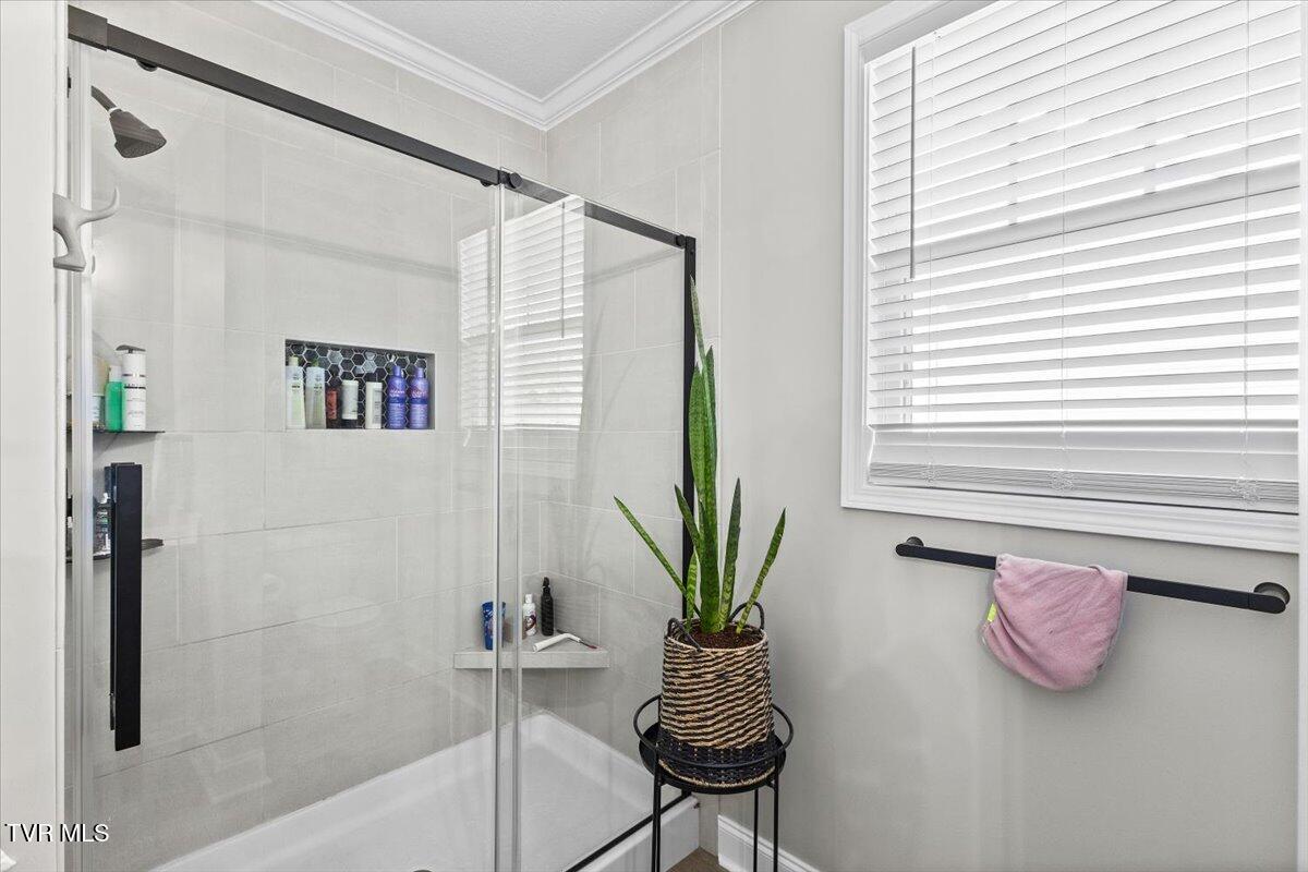 1527 Meadow Creek Lane Property Photo 44