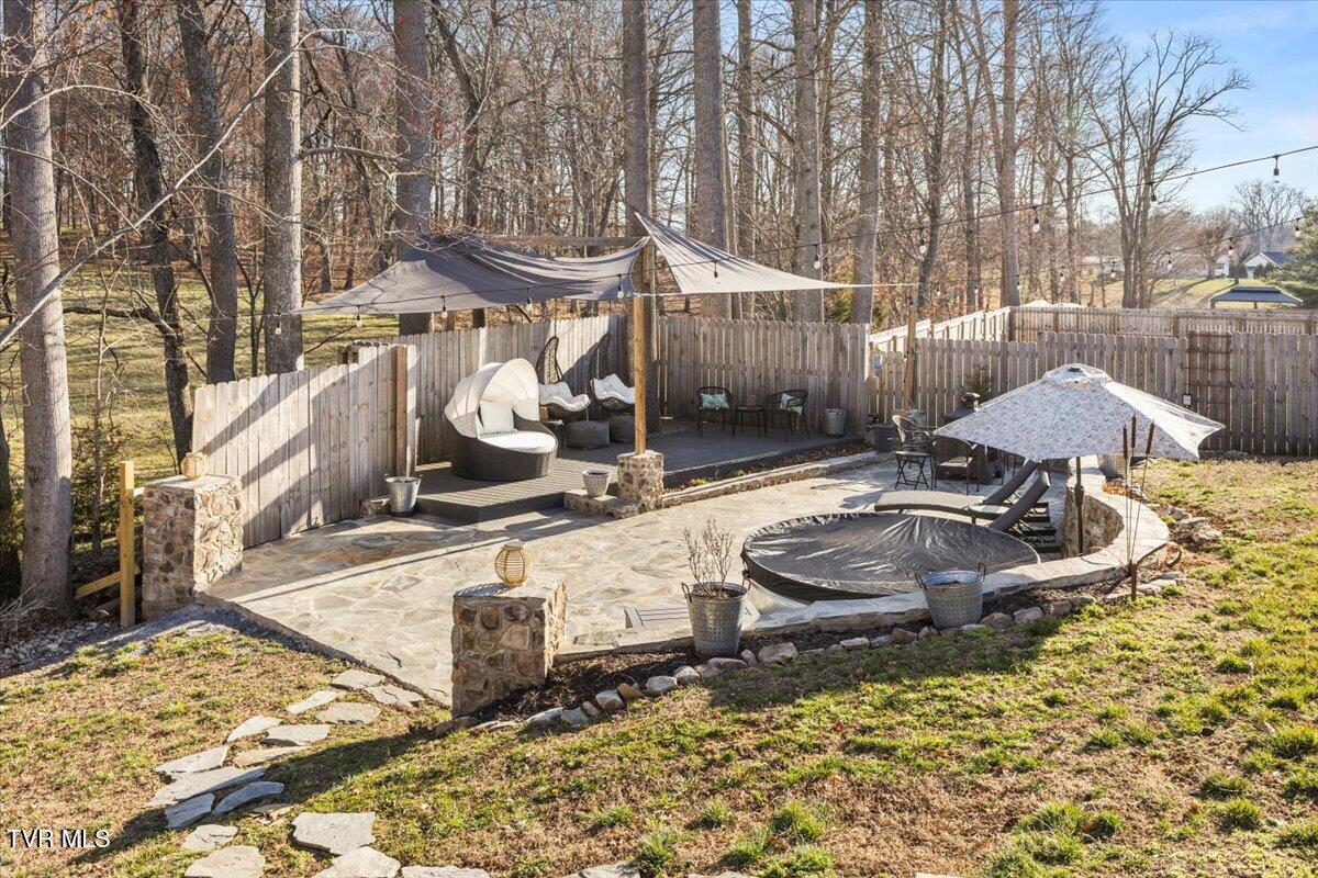 1527 Meadow Creek Lane Property Photo 54